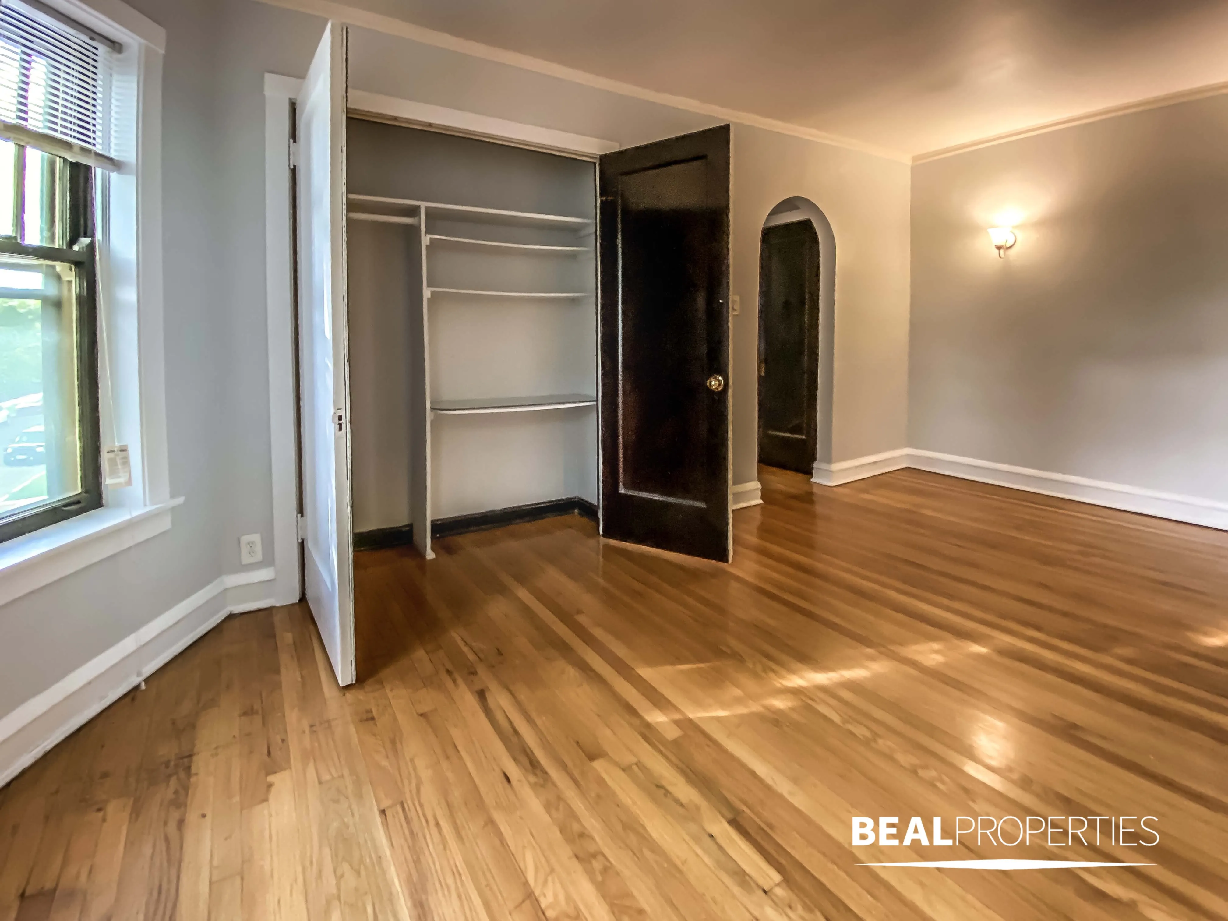 2100 W AINSLIE ST 60625-unit#E-2-Chicago-IL