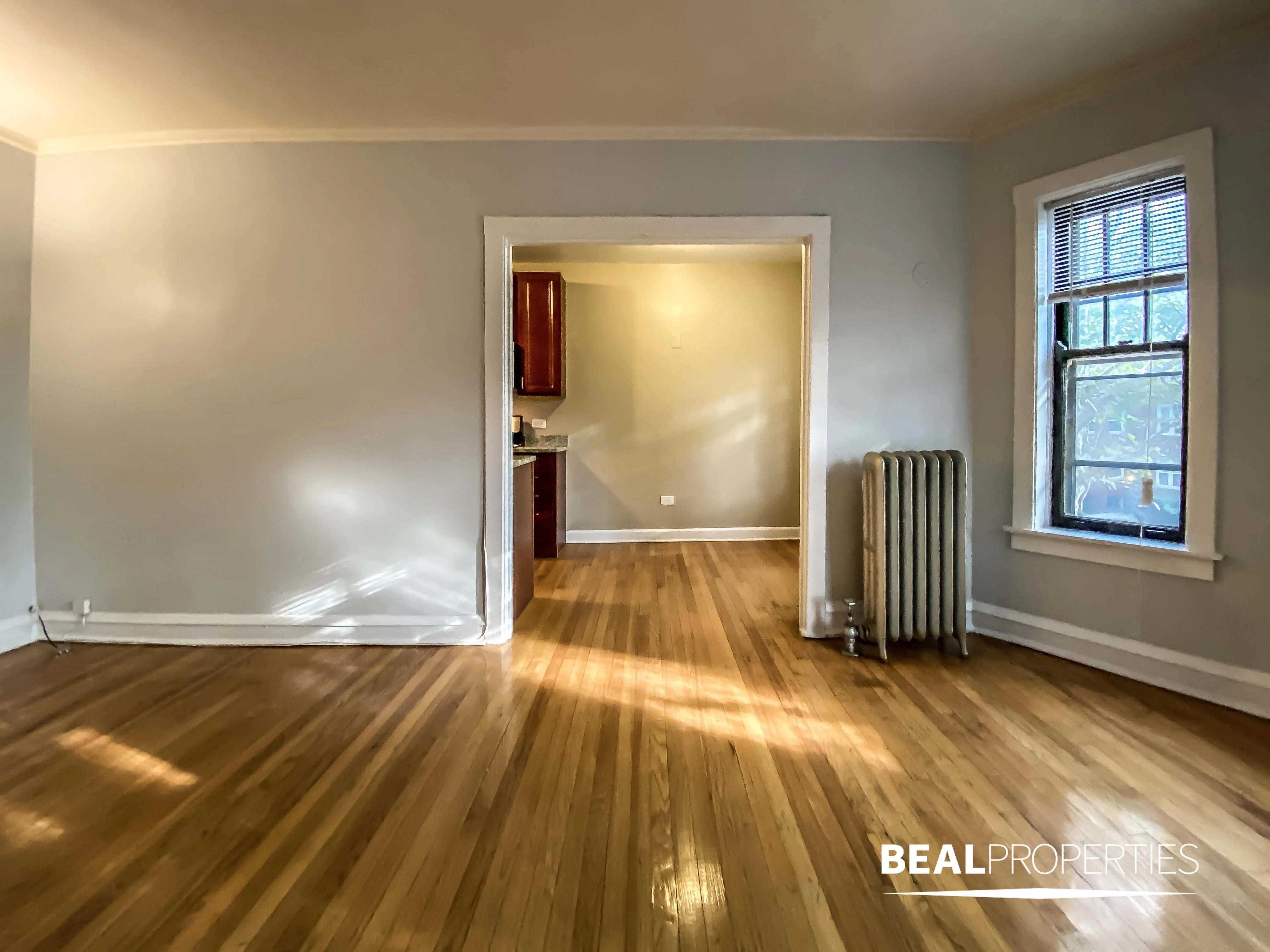 2100 W AINSLIE ST 60625-unit#E-2-Chicago-IL