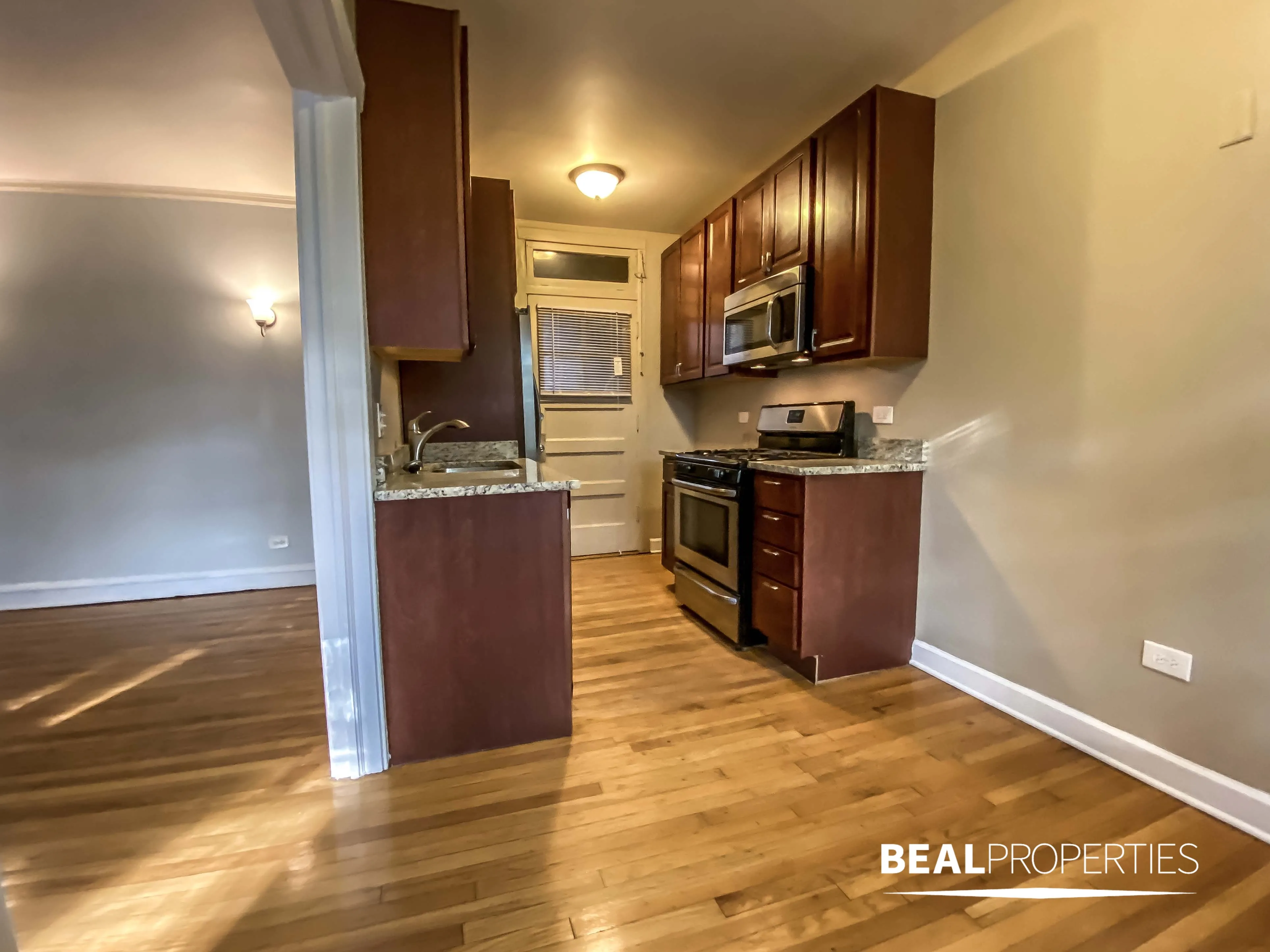 2100 W AINSLIE ST 60625-unit#E-2-Chicago-IL