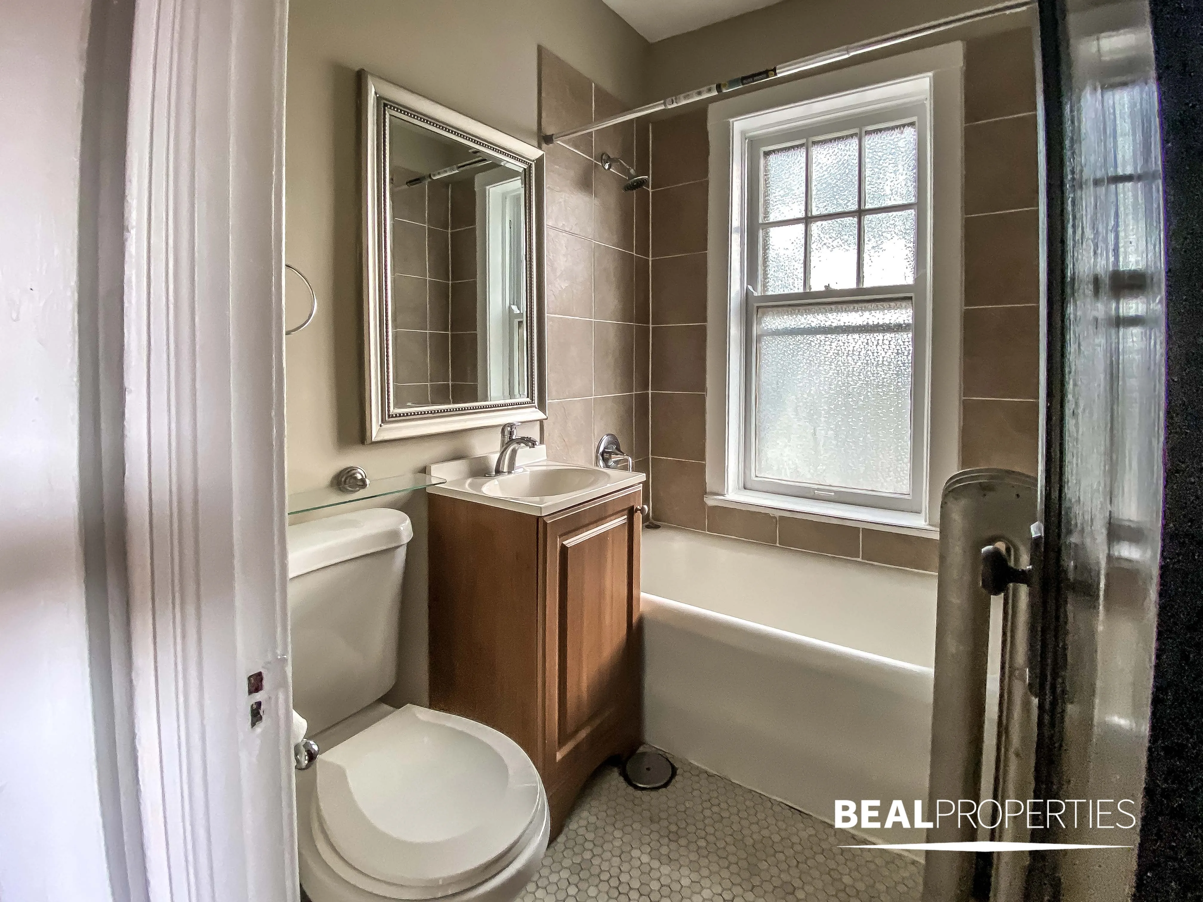 2100 W AINSLIE ST 60625-unit#E-2-Chicago-IL