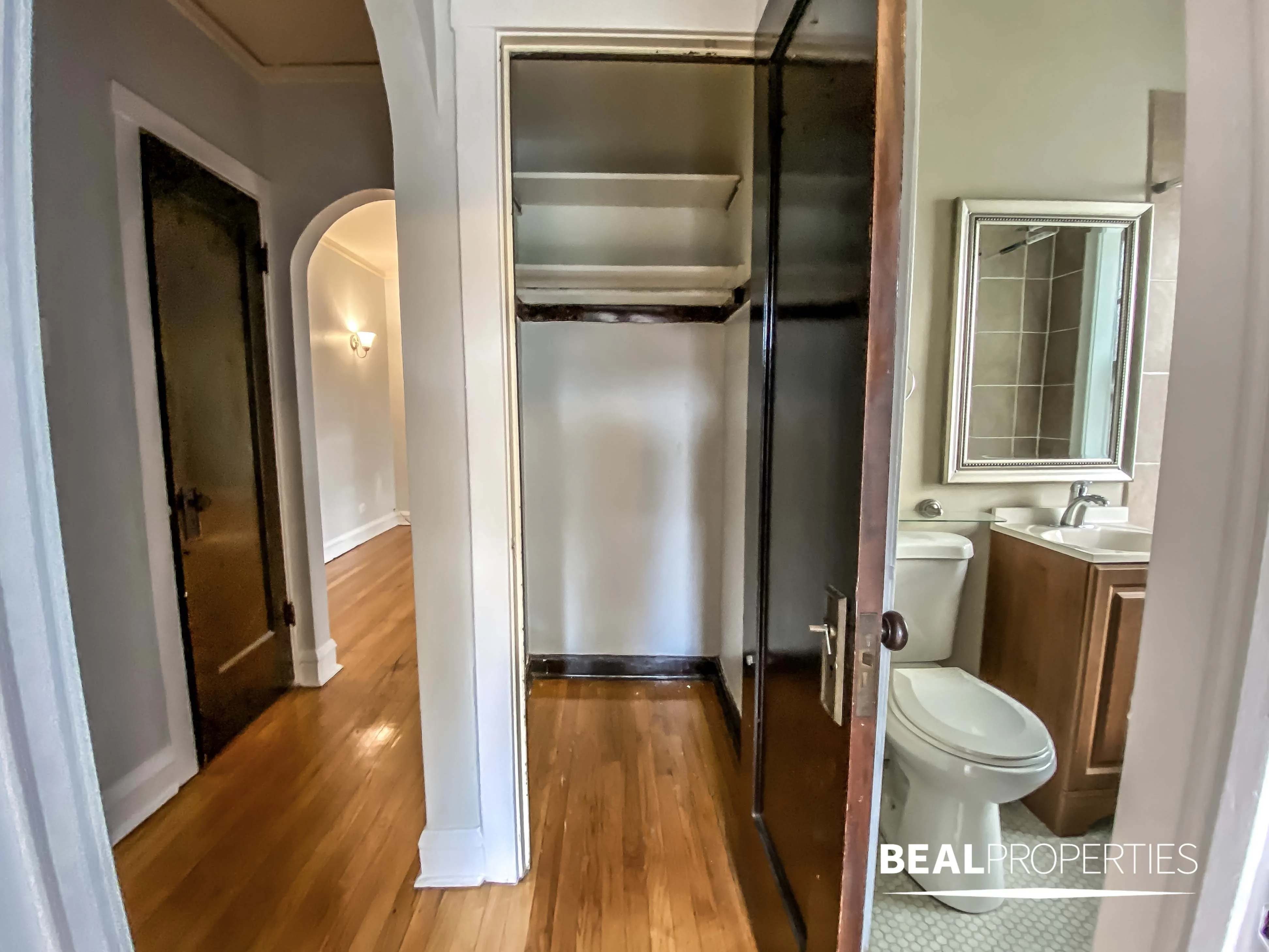 2100 W AINSLIE ST 60625-unit#E-2-Chicago-IL