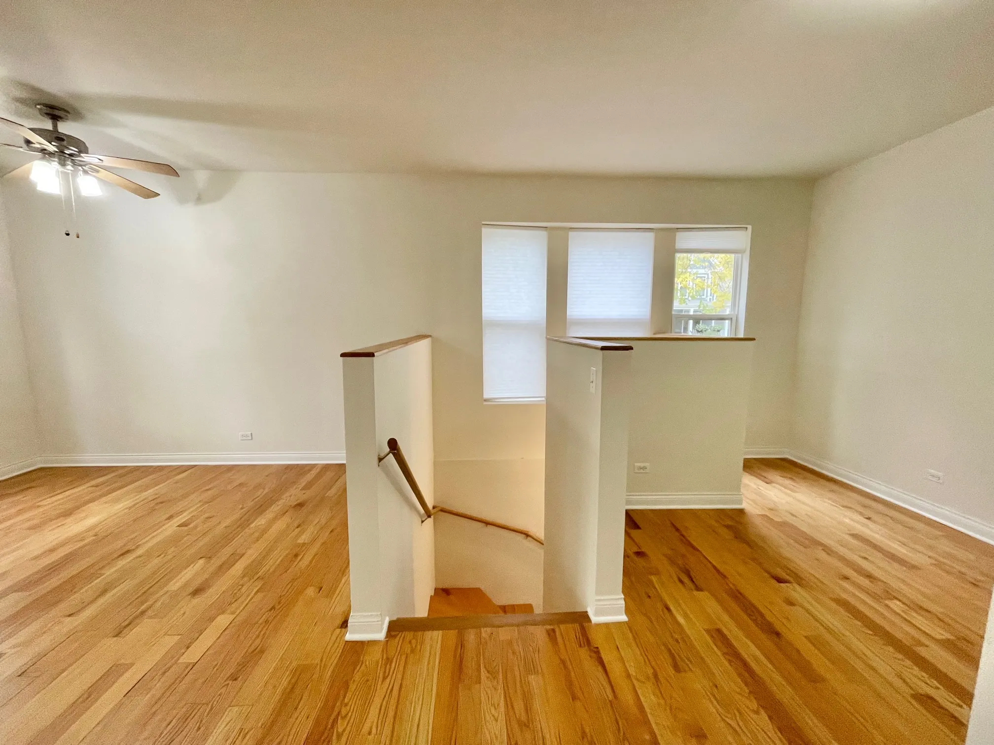 2135 W AINSLIE ST 60625-unit#001-Chicago-IL