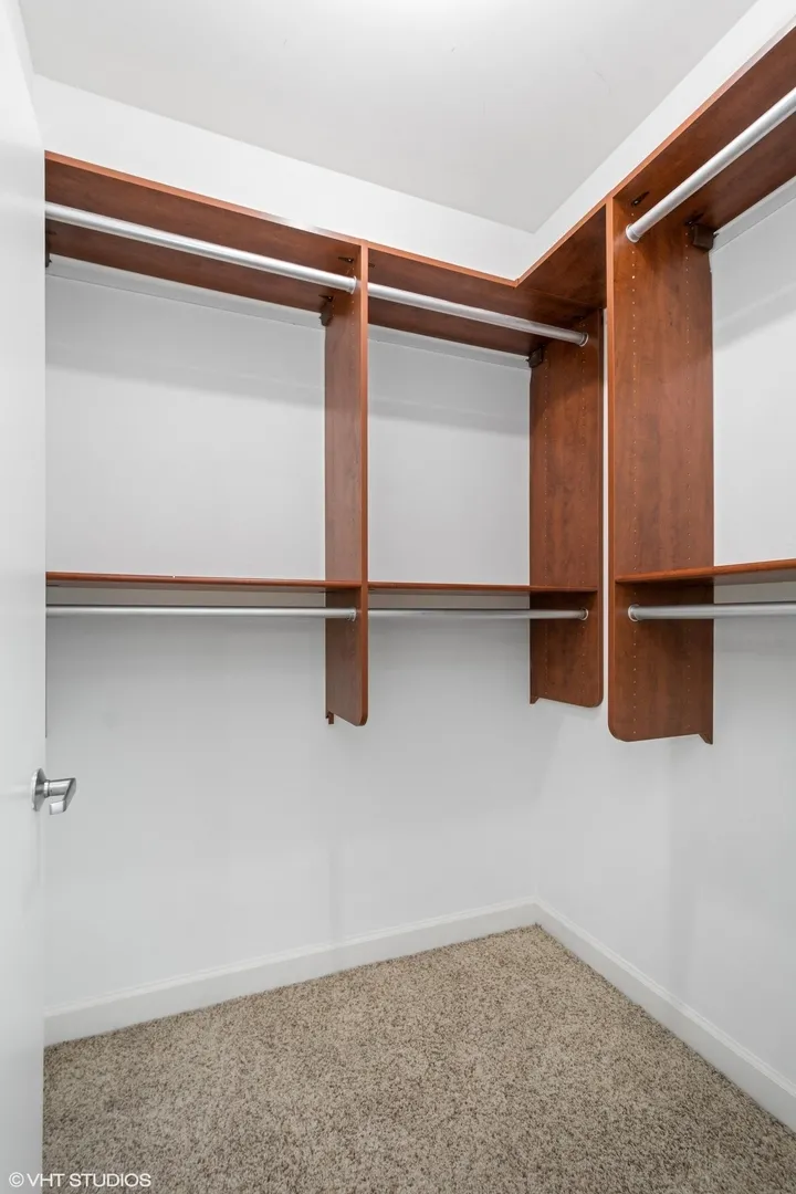 1841 S CALUMET AVE 60616-unit#905-Chicago-IL