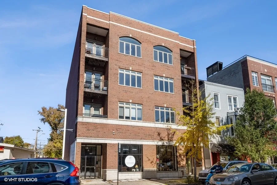 1154 W DIVERSEY PKWY 60614-unit#42-Chicago-IL