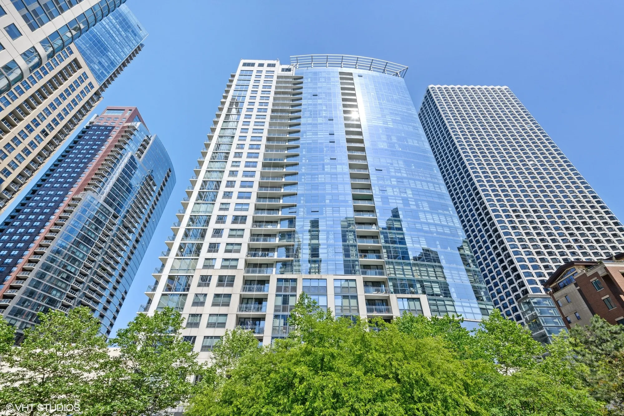 201 N WESTSHORE DR 60601-The Lancaster-unit#407-Chicago-IL