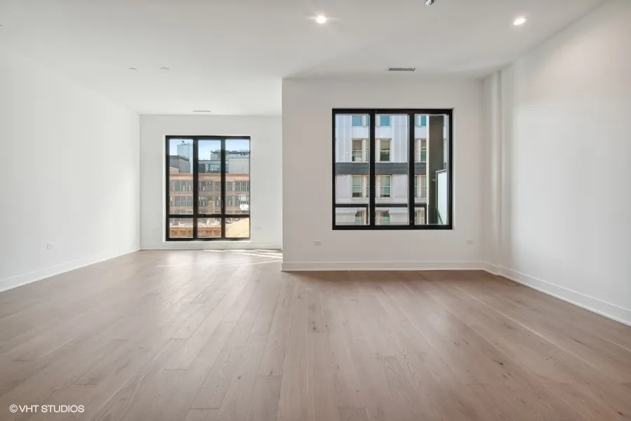 323 S RACINE AVE 60607- CA6-unit#6A-Chicago-IL