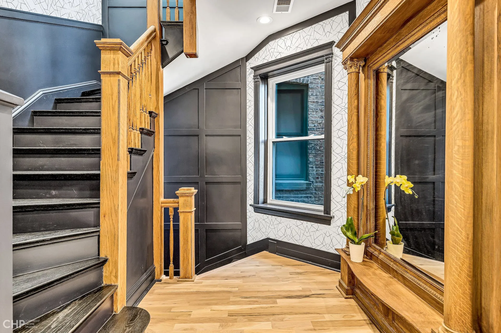 3709 N LAKEWOOD AVE 60613-unit#Apt03-Chicago-IL