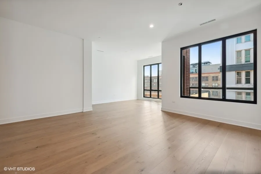 323 S RACINE AVE 60607- CA6-unit#6A-Chicago-IL