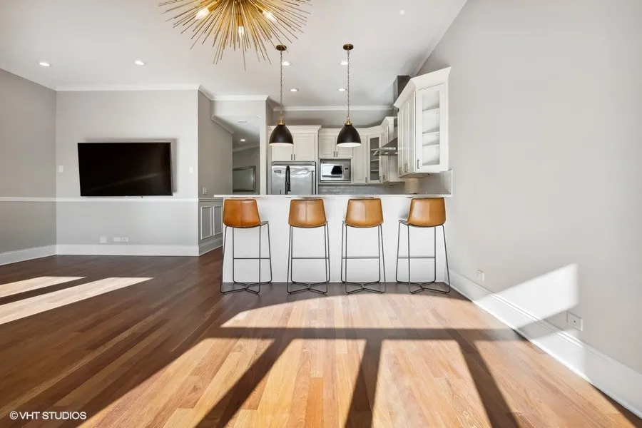 1154 W DIVERSEY PKWY 60614-unit#42-Chicago-IL