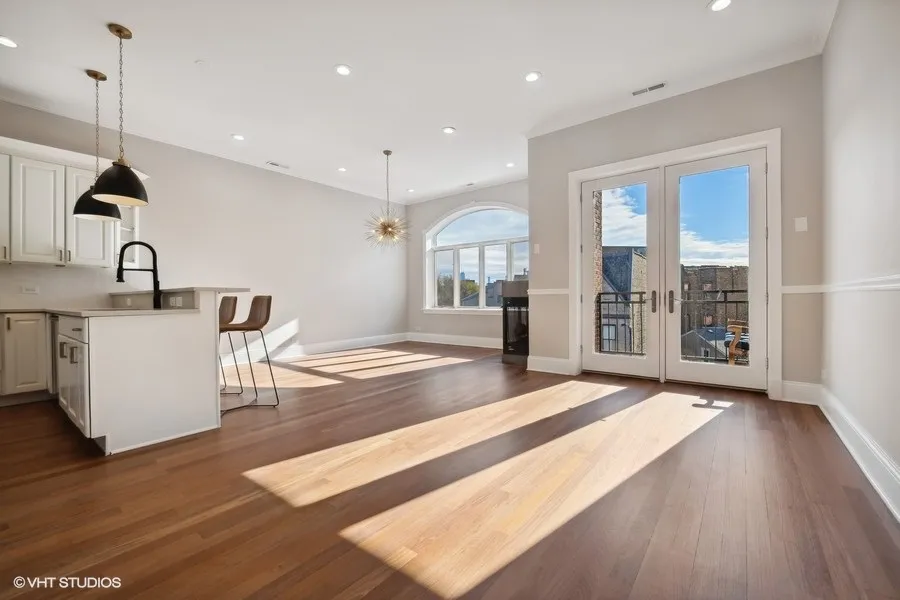 1154 W DIVERSEY PKWY 60614-unit#42-Chicago-IL