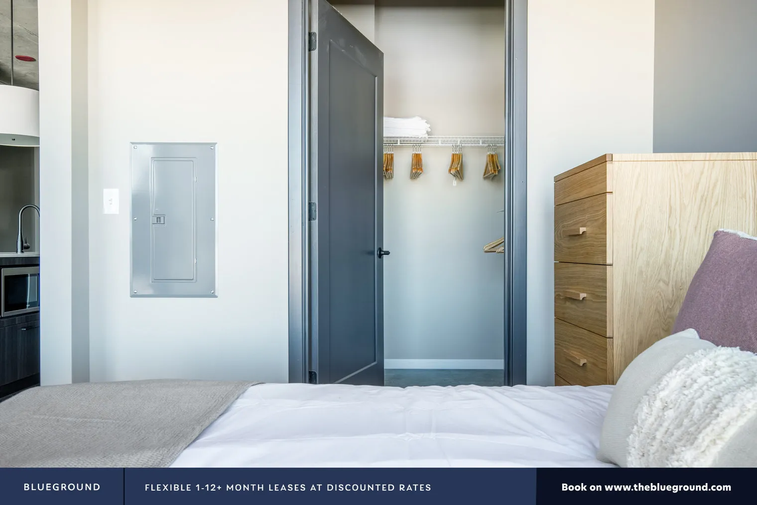 939 W WASHINGTON BLVD 60607-Union West Apartments-unit#ID294-Chicago-IL