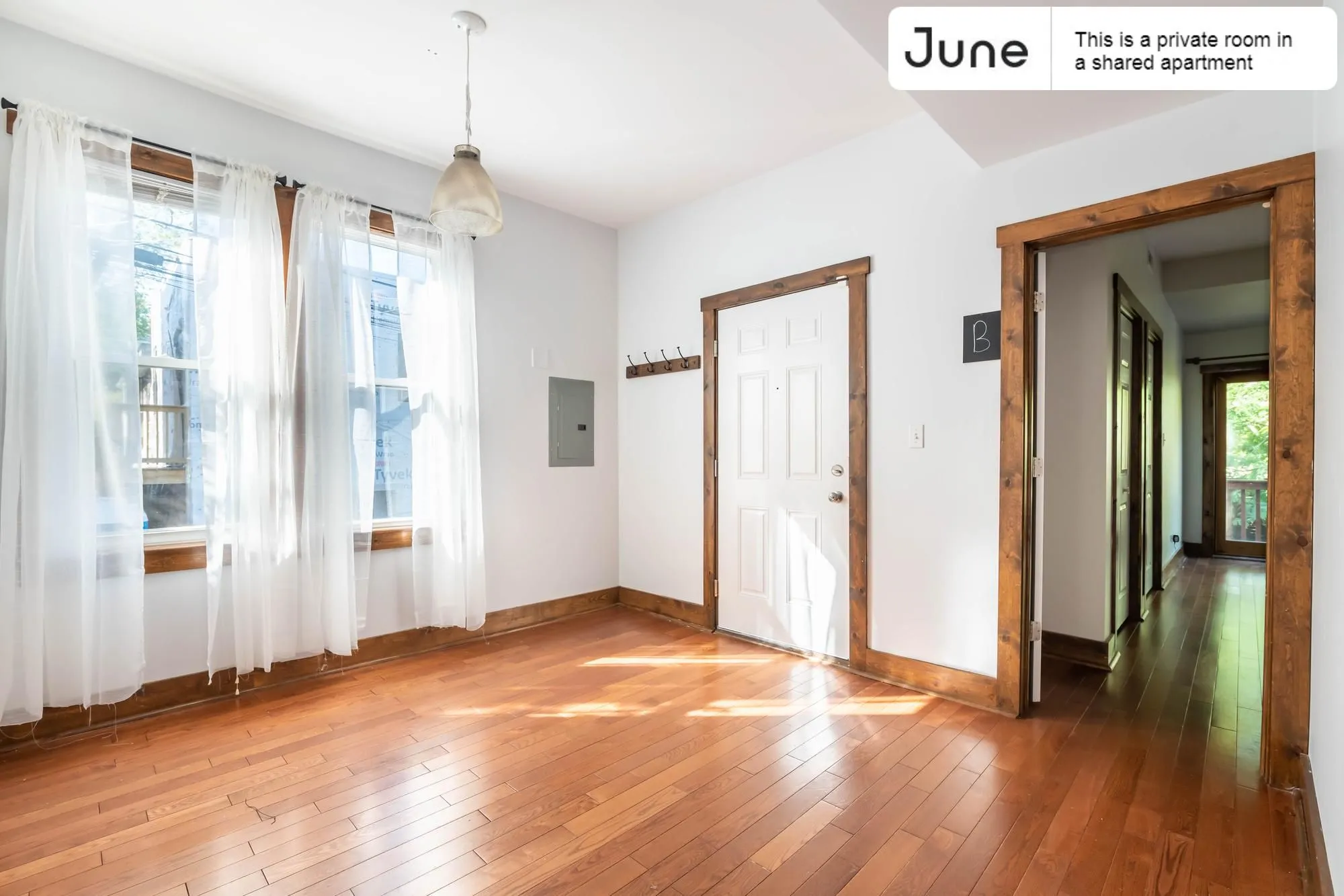 2218 N SAWYER AVE 60647-Room For Rent-unit#01-Chicago-IL