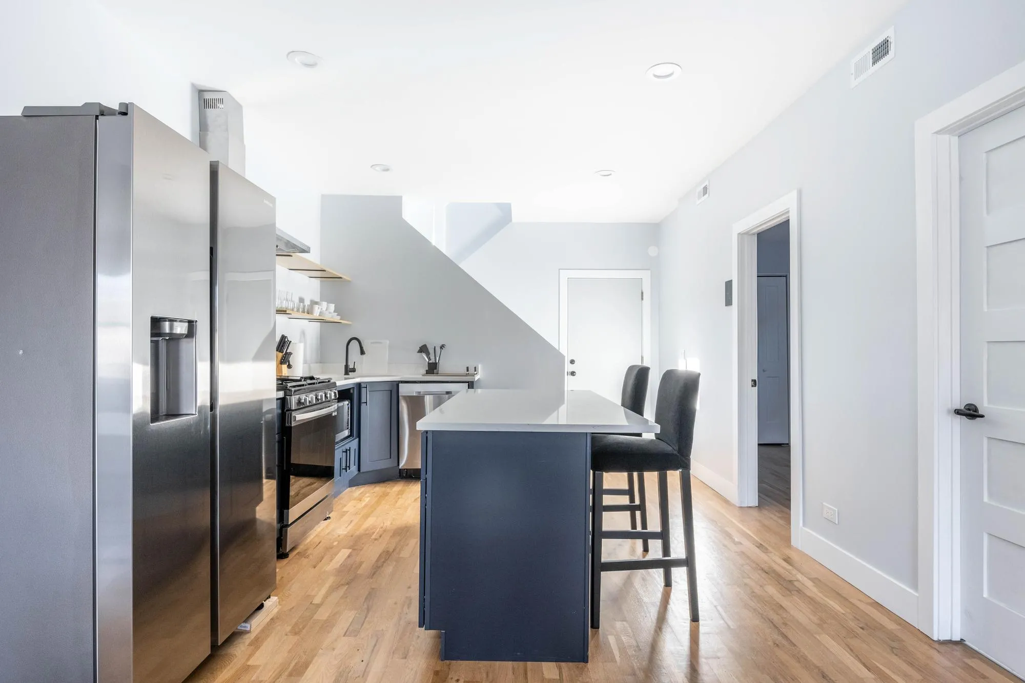 1626 N WASHTENAW AVE 60647-unit#2-F-Chicago-IL