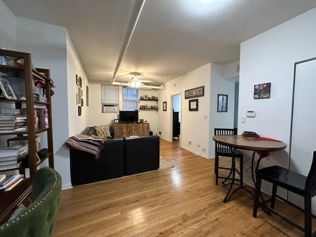 1331 W ADDISON ST 60613-unit#GDN-Chicago-IL