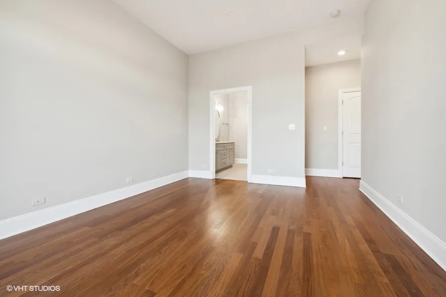 1154 W DIVERSEY PKWY 60614-unit#42-Chicago-IL
