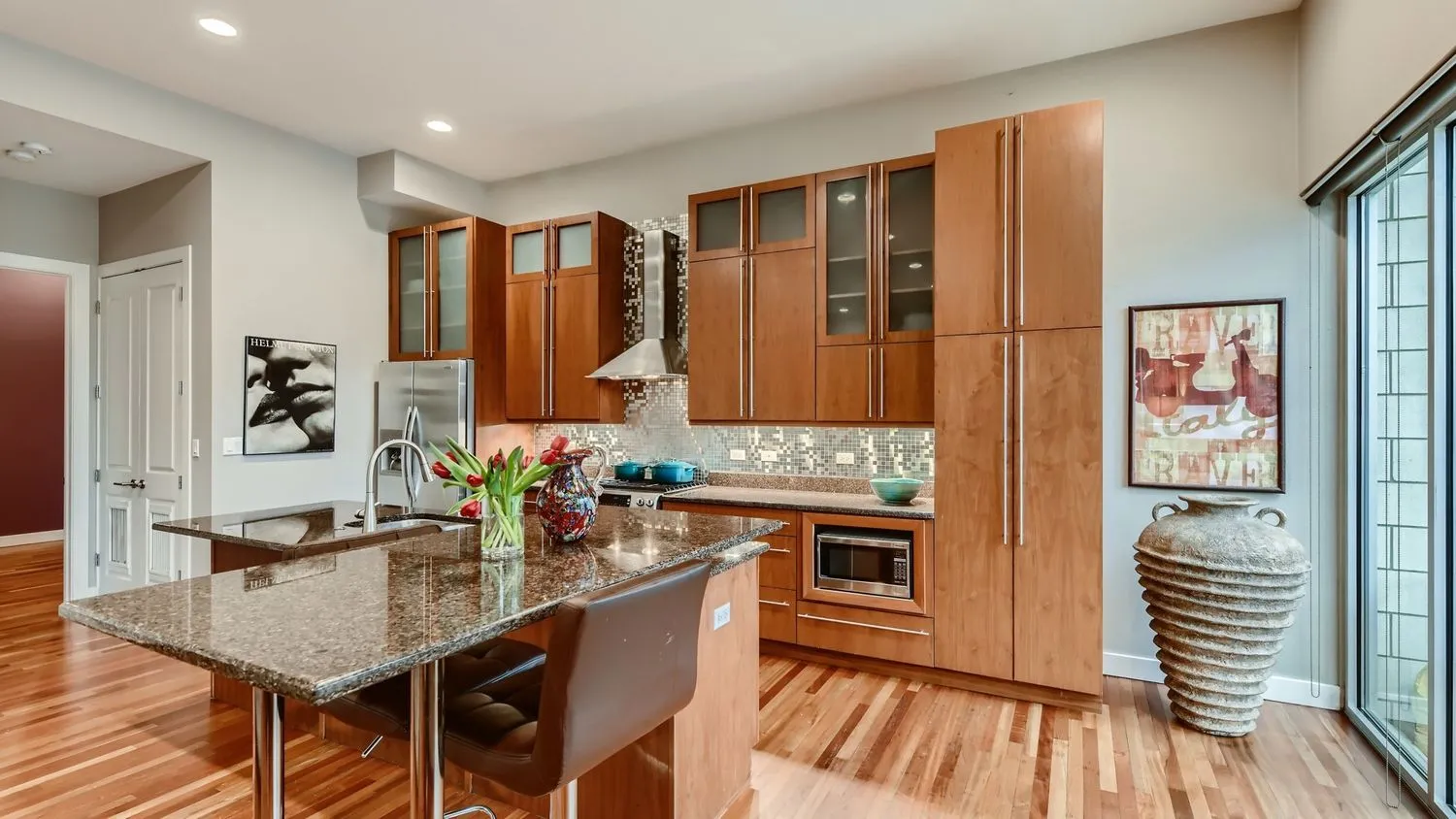 1555 W PEARSON ST 60642-unit#Apt A-Chicago-IL