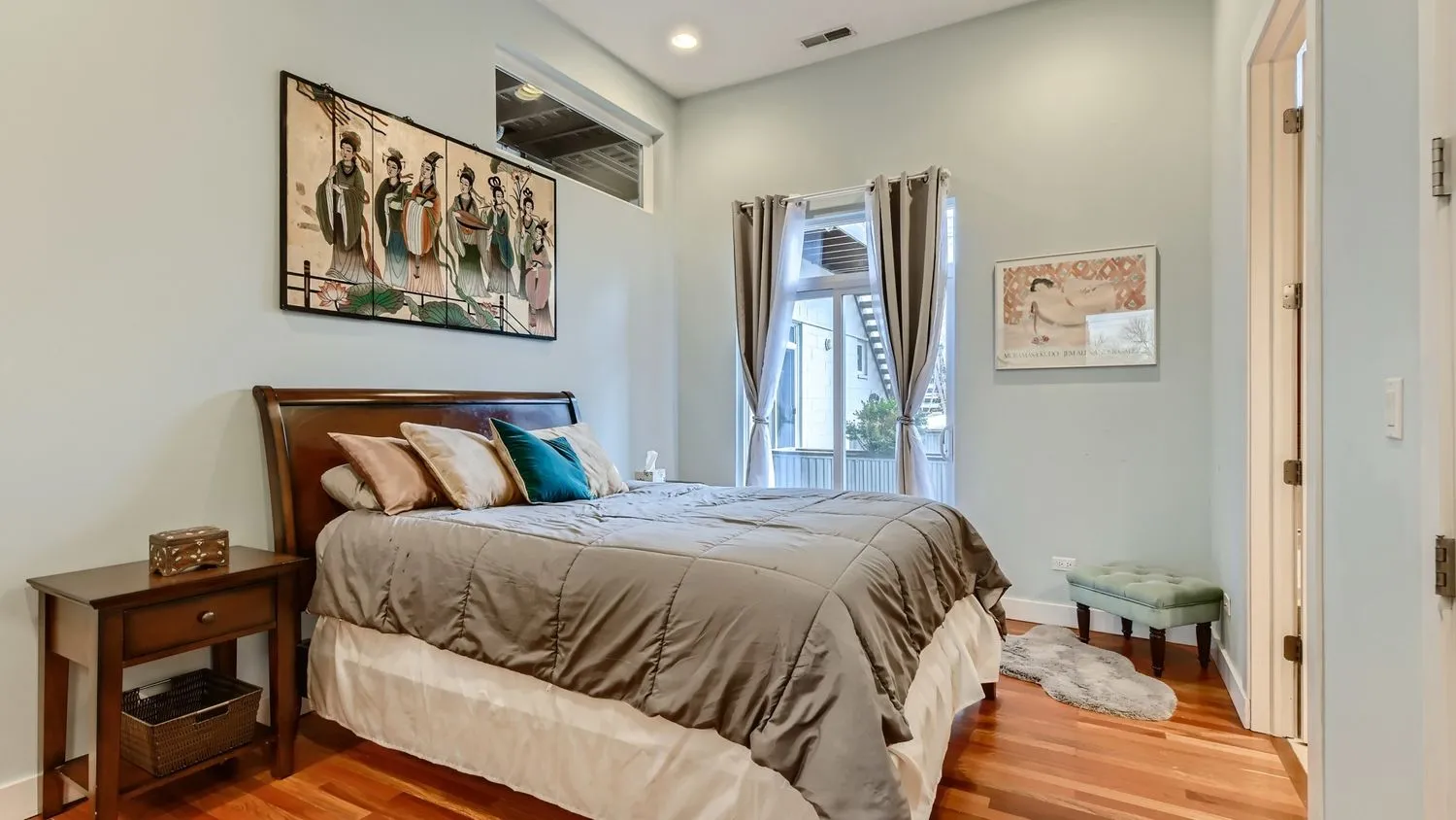 1555 W PEARSON ST 60642-unit#Apt A-Chicago-IL