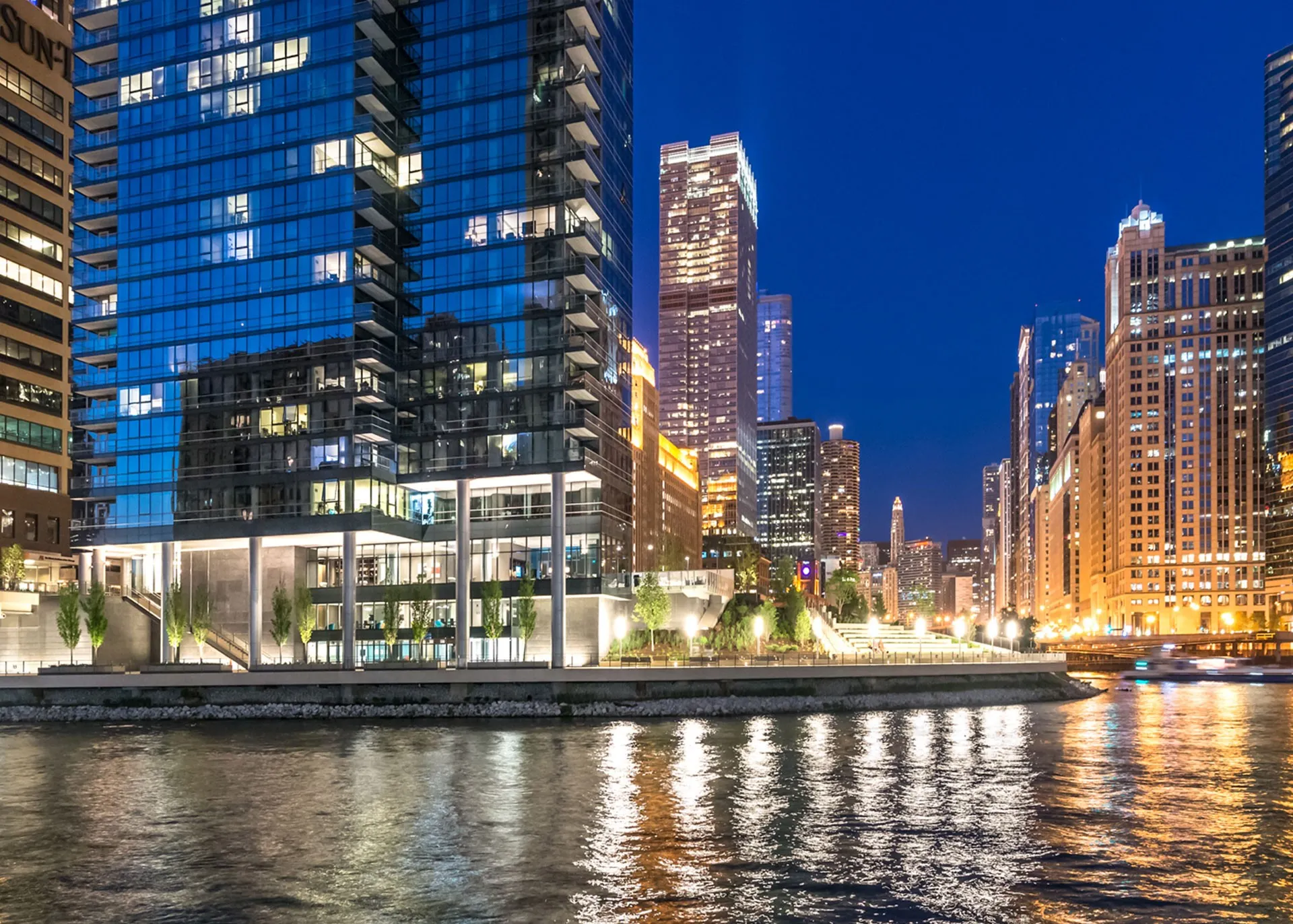 343 W WOLF POINT PLAZA 60654-Wolf Point West-unit#811-Chicago-IL