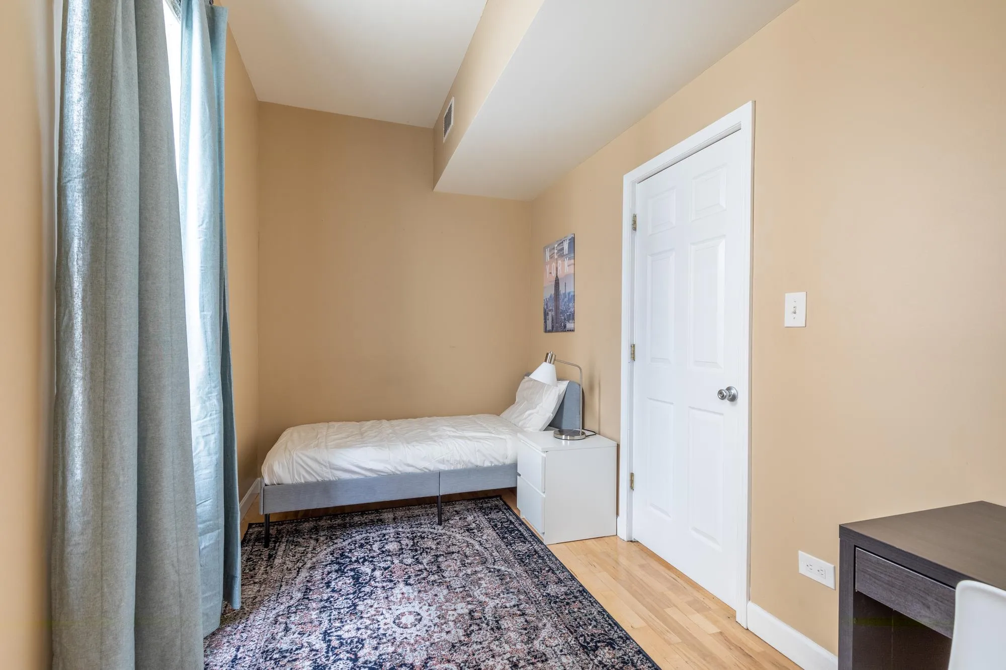 1537 W BARRY AVE 60657-unit#2-Chicago-IL