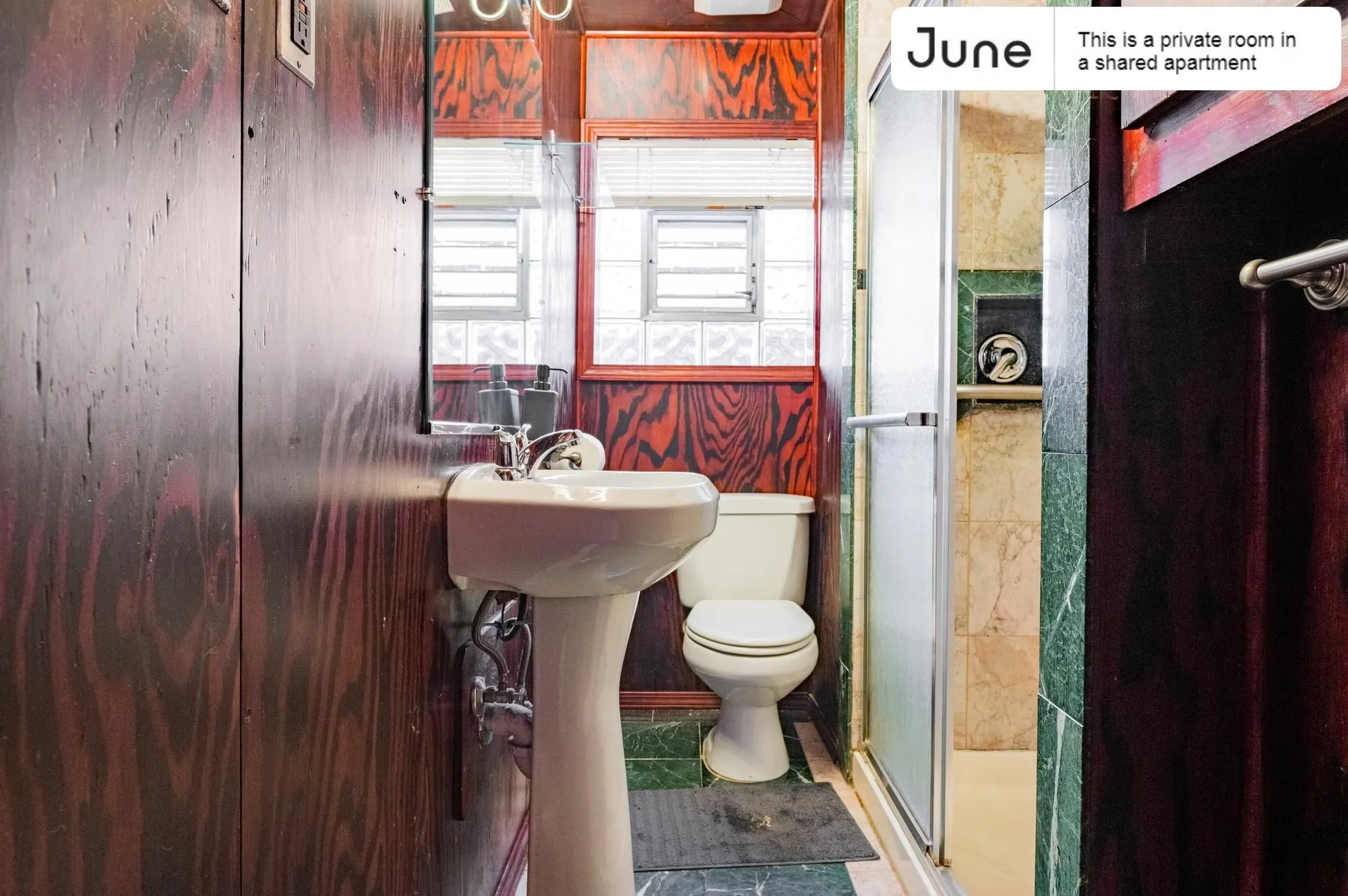 3922 N ASHLAND AVE 60613-Room For Rent-unit#002r-Chicago-IL