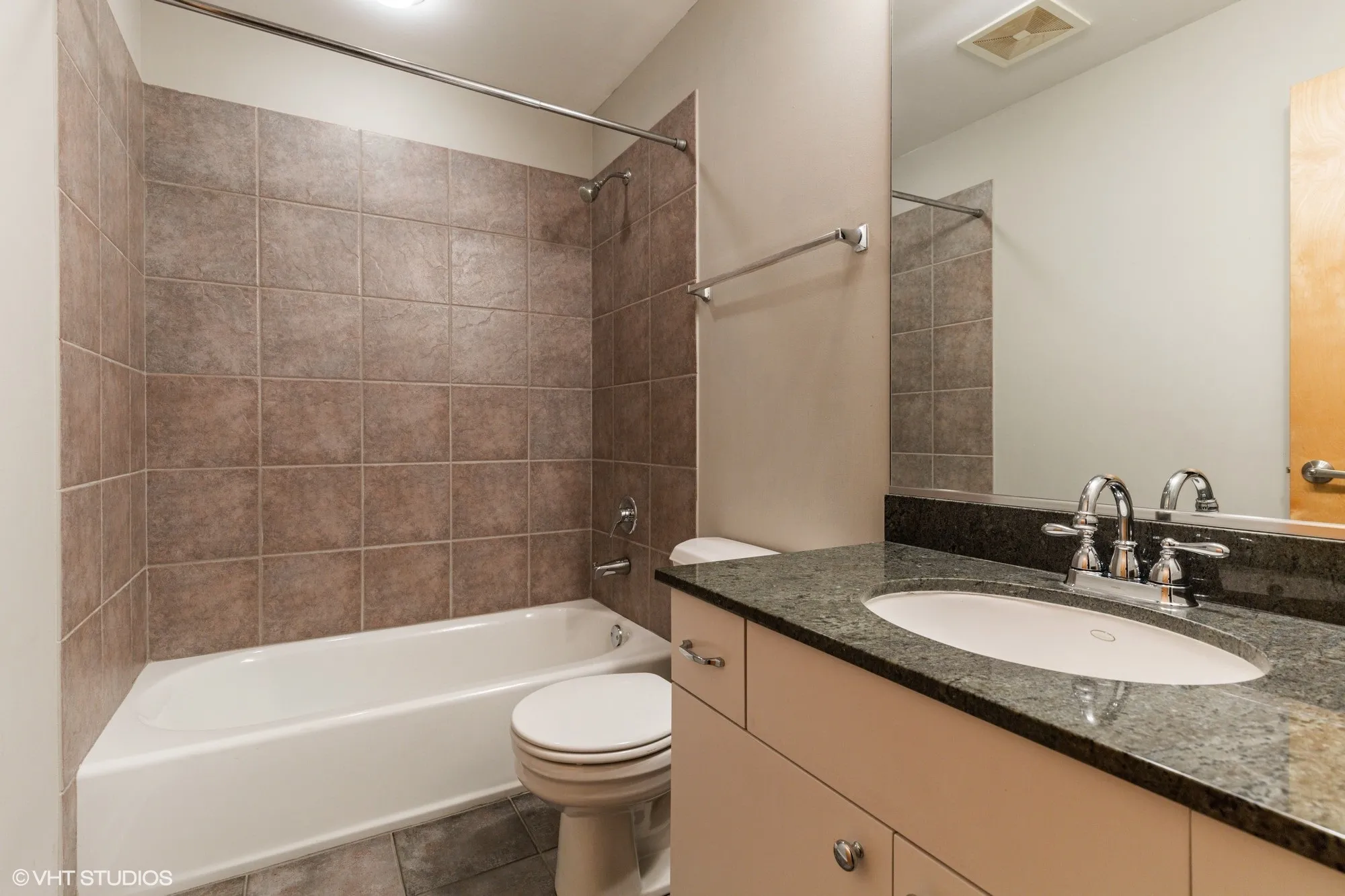 2201 W WABANSIA AVE 60647-unit#12-Chicago-IL