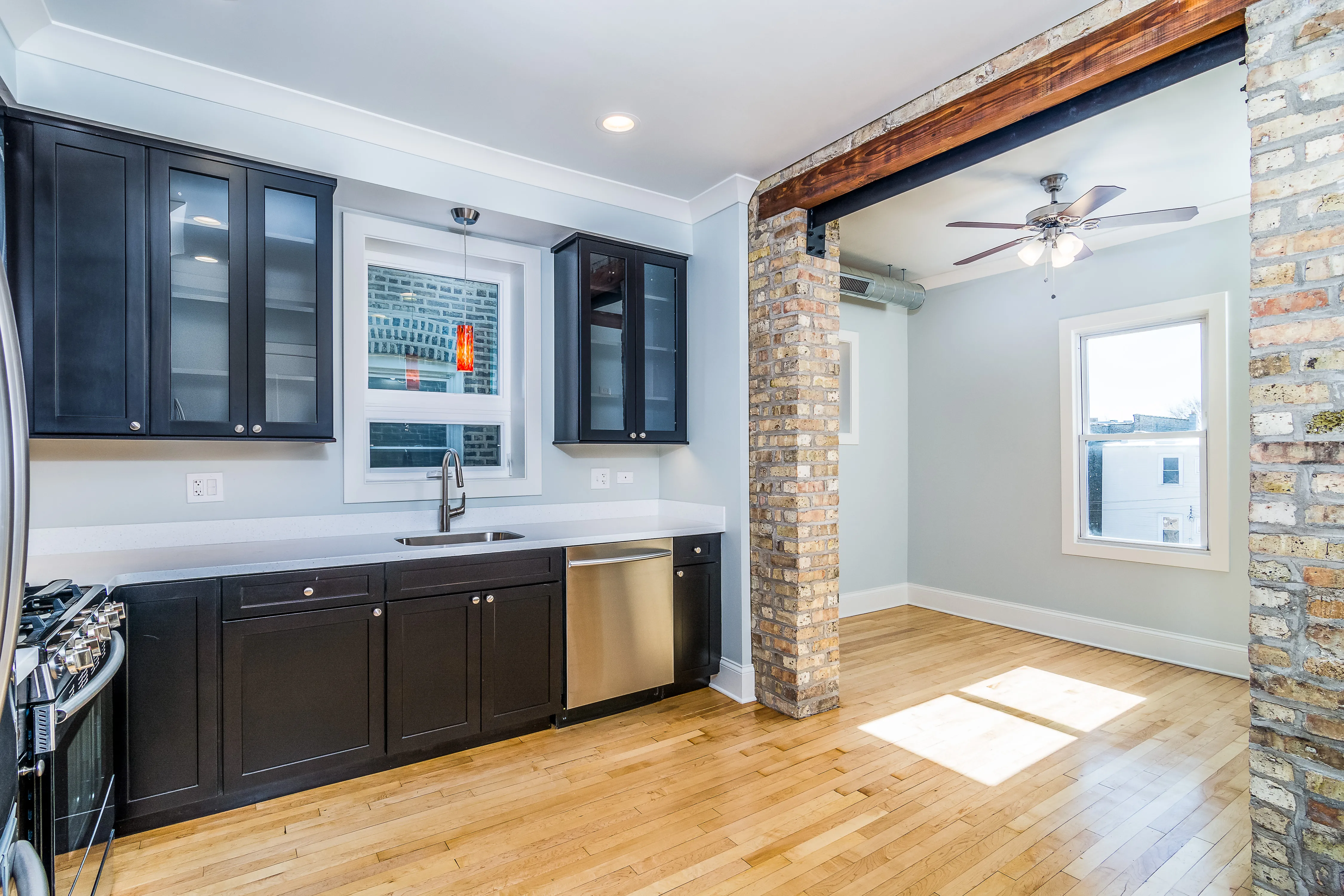 2721 W WINNEMAC AVE 60625-unit#3-Chicago-IL