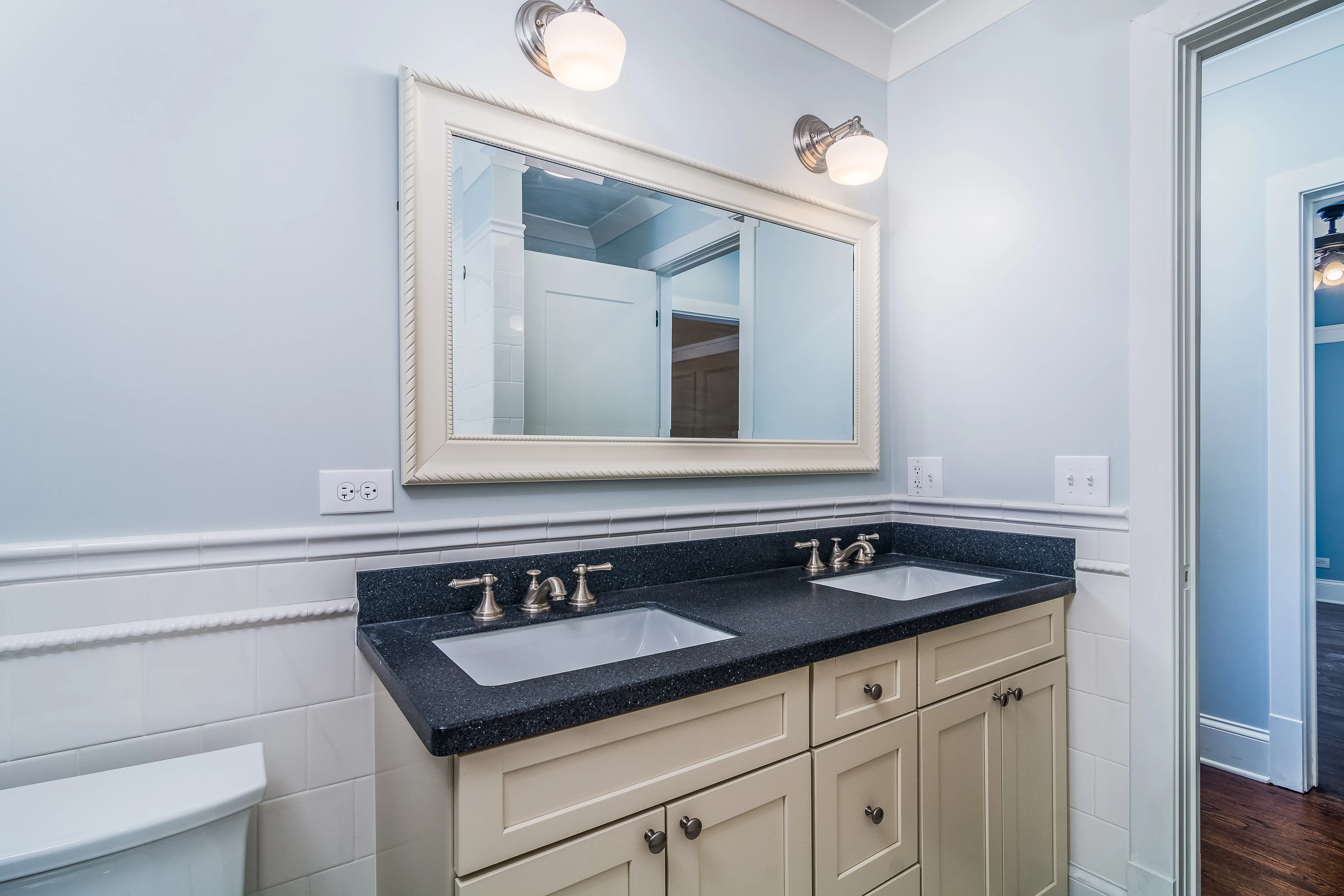 2721 W WINNEMAC AVE 60625-unit#3-Chicago-IL