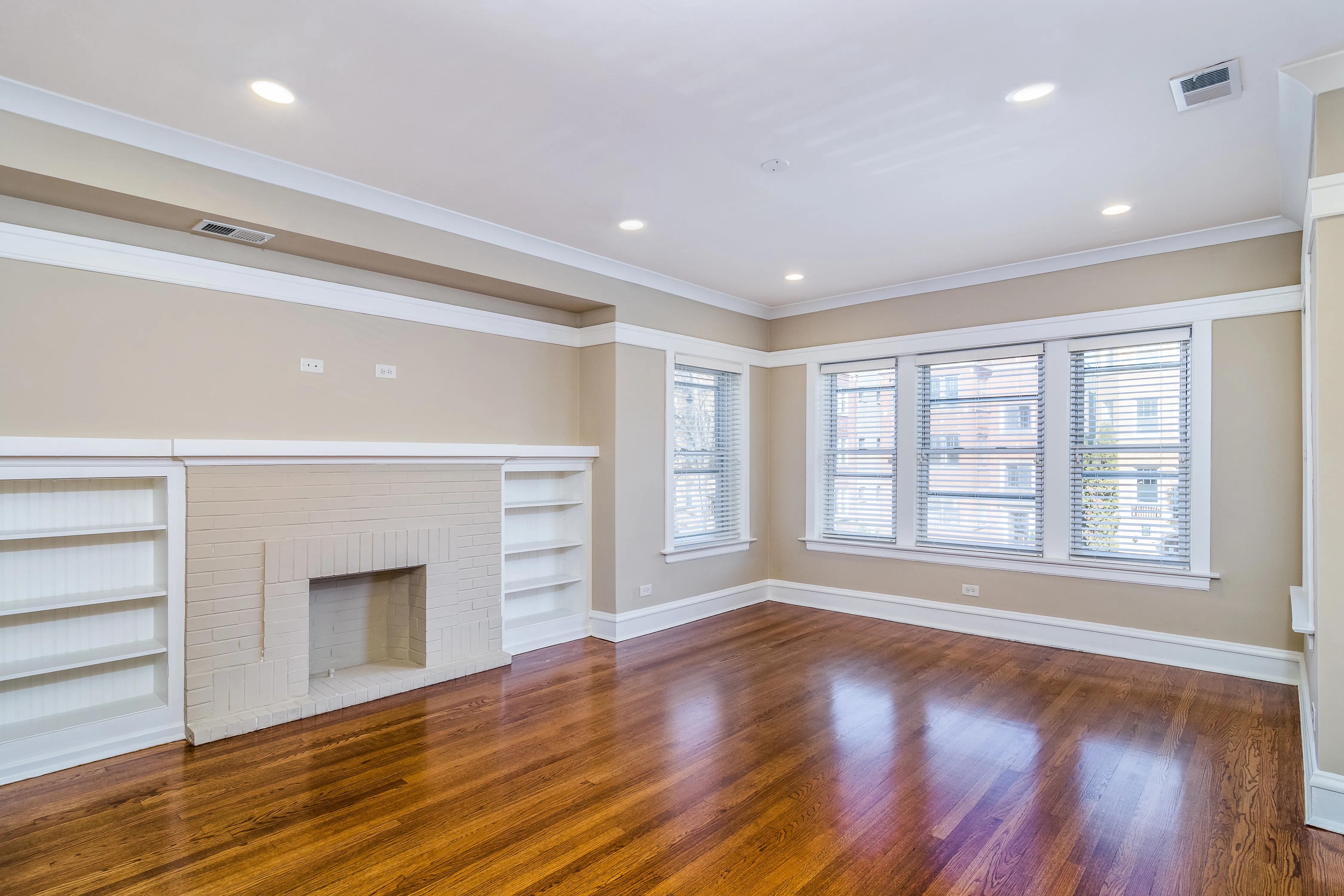 2721 W WINNEMAC AVE 60625-unit#3-Chicago-IL