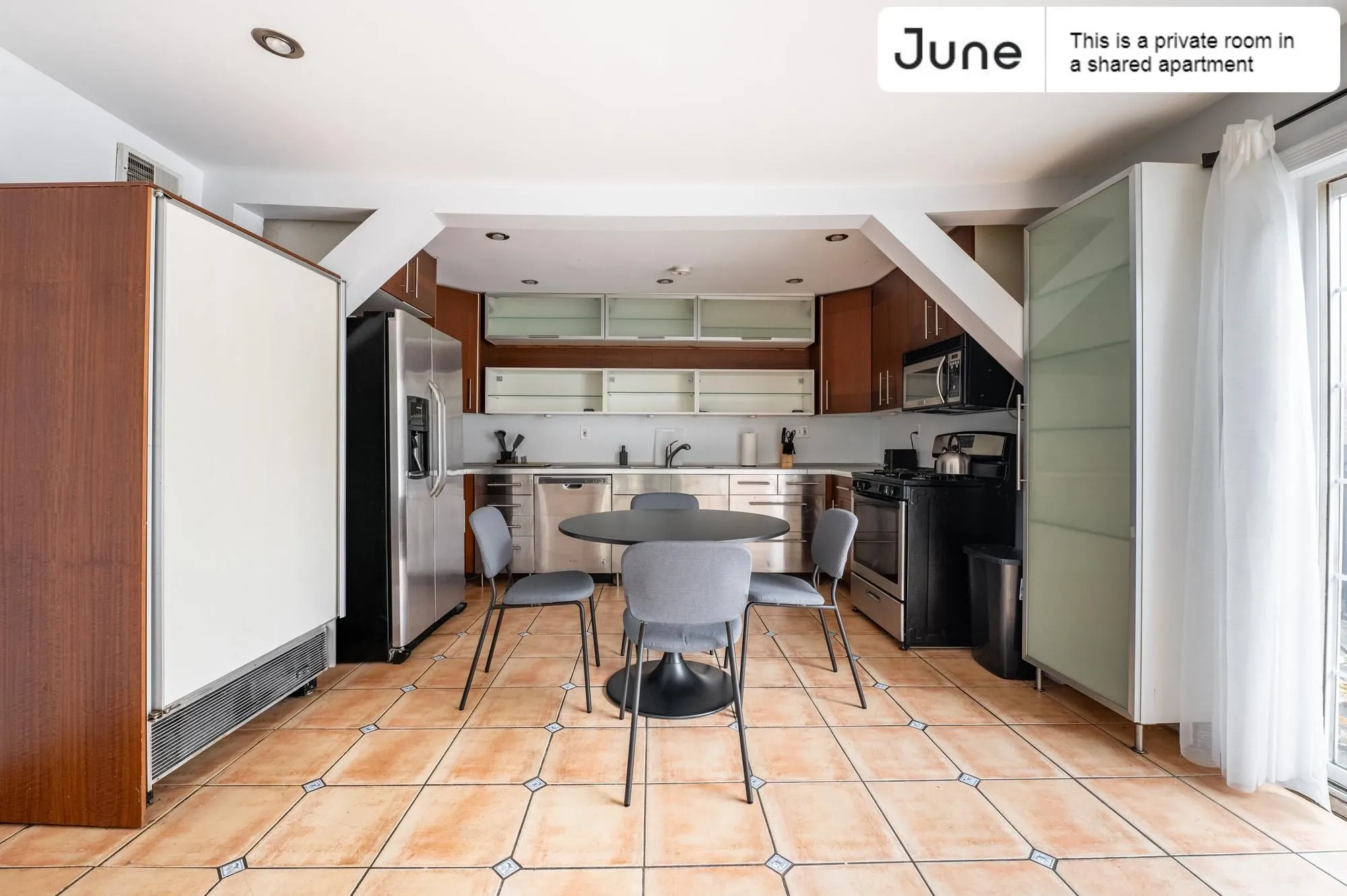 1455 N PAULINA ST 60622-Room For Rent-unit#Apt 1-Chicago-IL