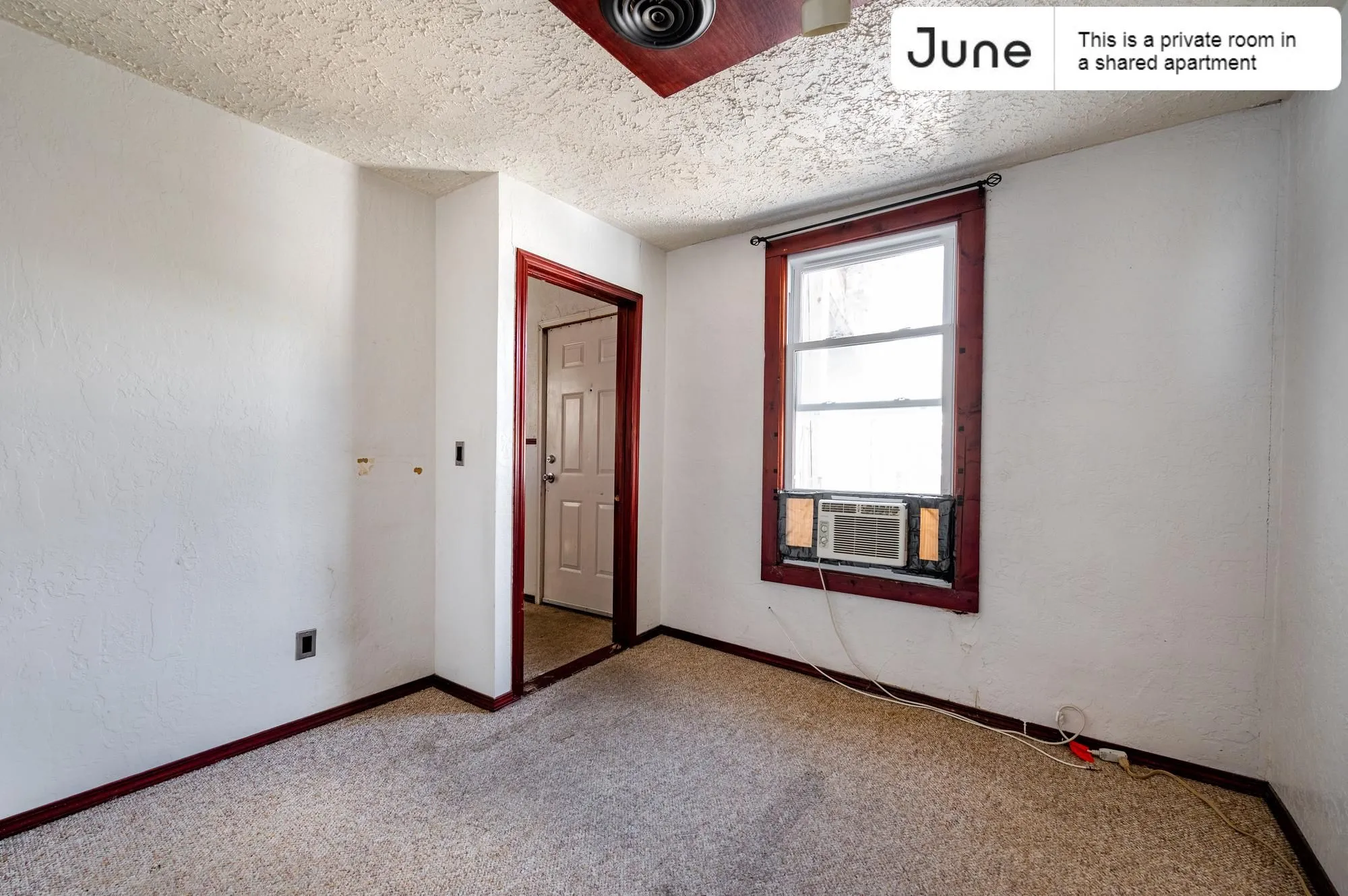 3922 N ASHLAND AVE 60613-Room For Rent-unit#002r-Chicago-IL