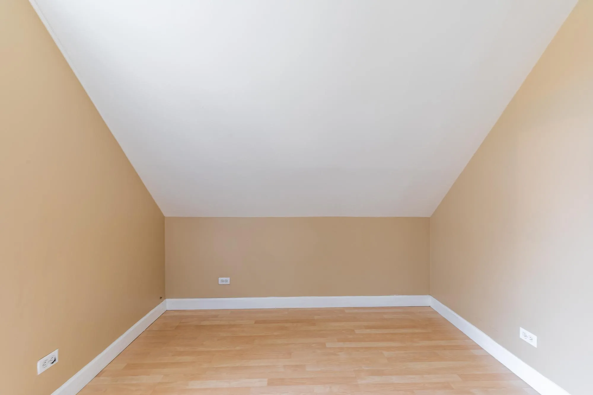 1537 W BARRY AVE 60657-unit#2-Chicago-IL