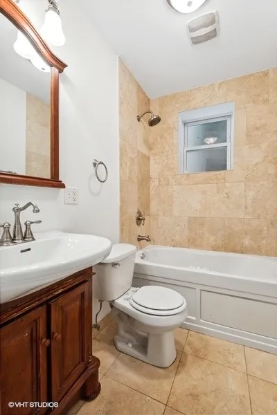 1854 W CHASE AVE 60626-unit#G-W-Chicago-IL