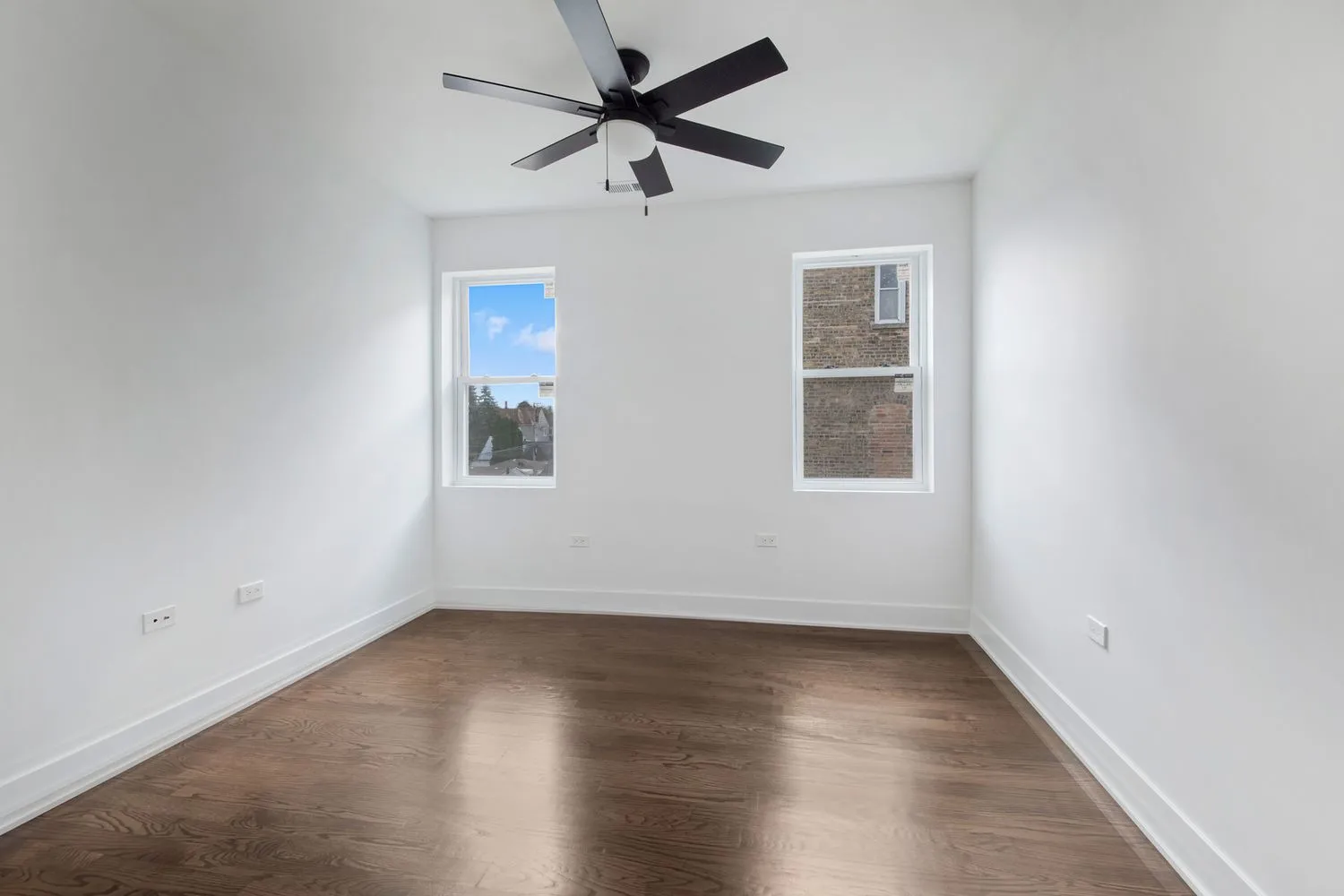 3087 N ELBRIDGE AVE 60618-unit#2R-Chicago-IL