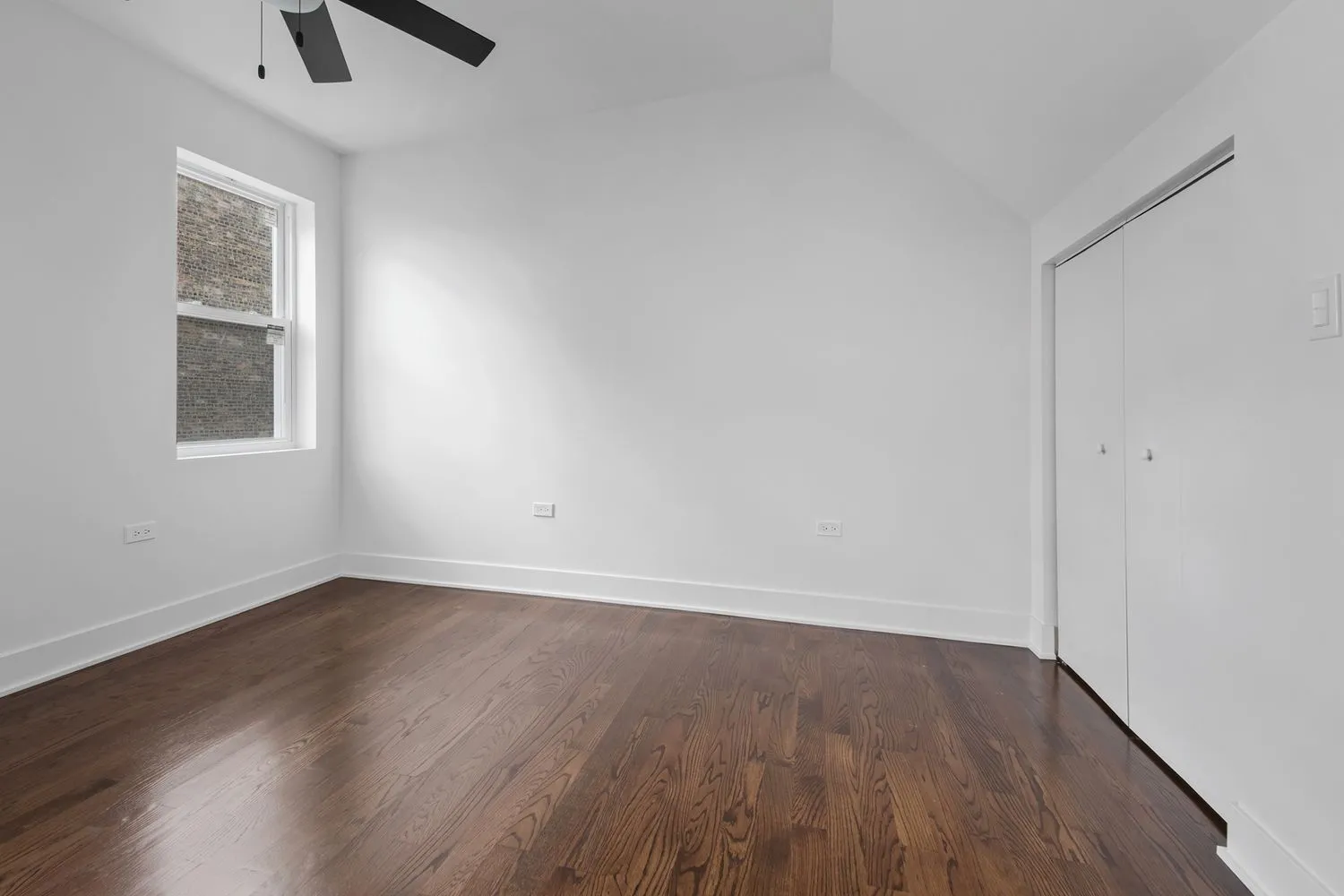 3087 N ELBRIDGE AVE 60618-unit#2R-Chicago-IL