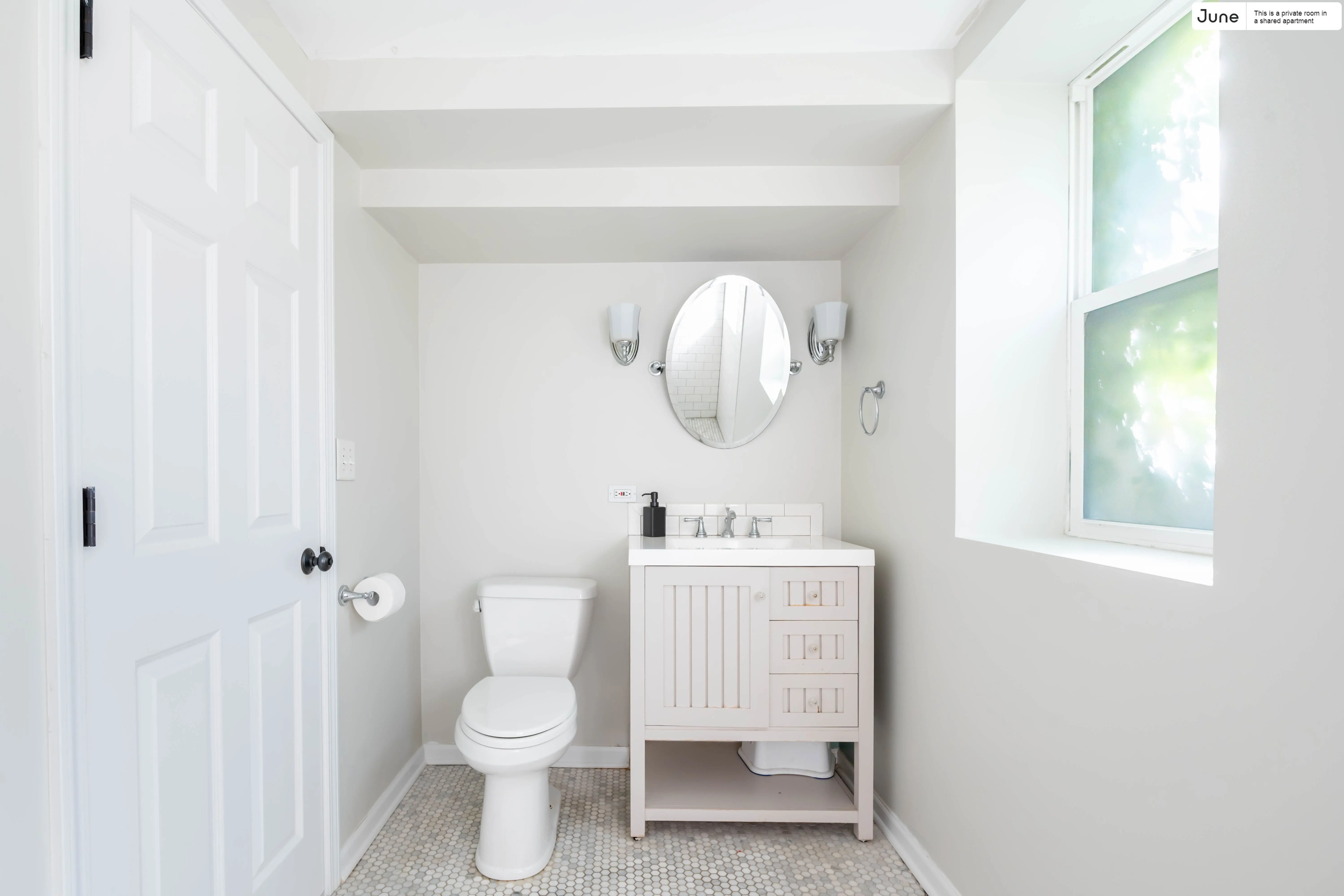 2218 N SAWYER AVE 60647-Room For Rent-unit#01-Chicago-IL