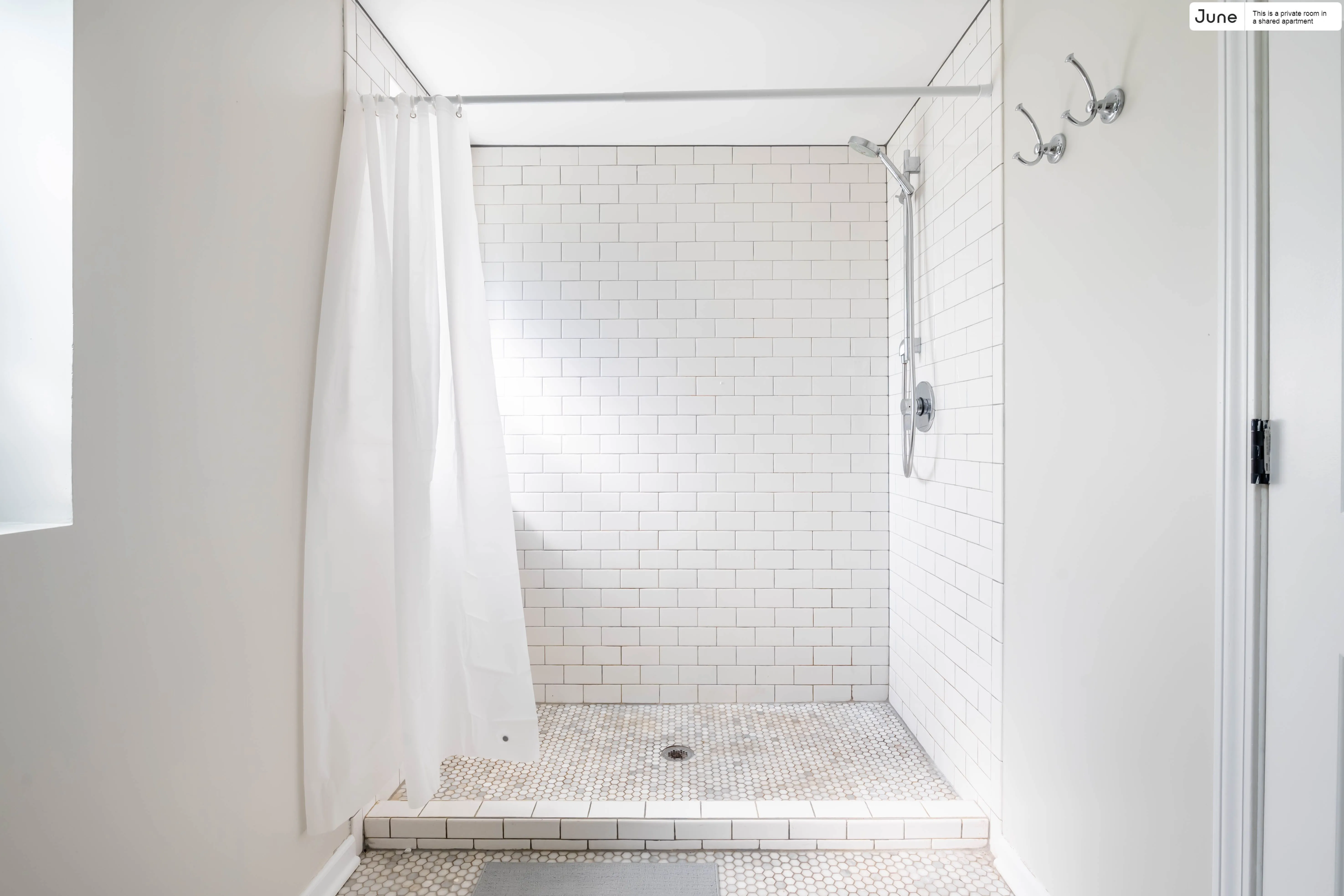 2218 N SAWYER AVE 60647-Room For Rent-unit#01-Chicago-IL