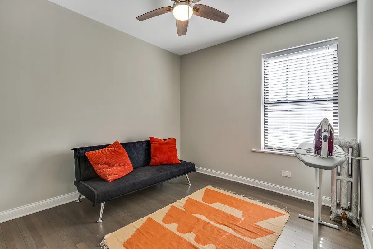 3933 N KEELER AVE 60641-unit#01-E-Chicago-IL