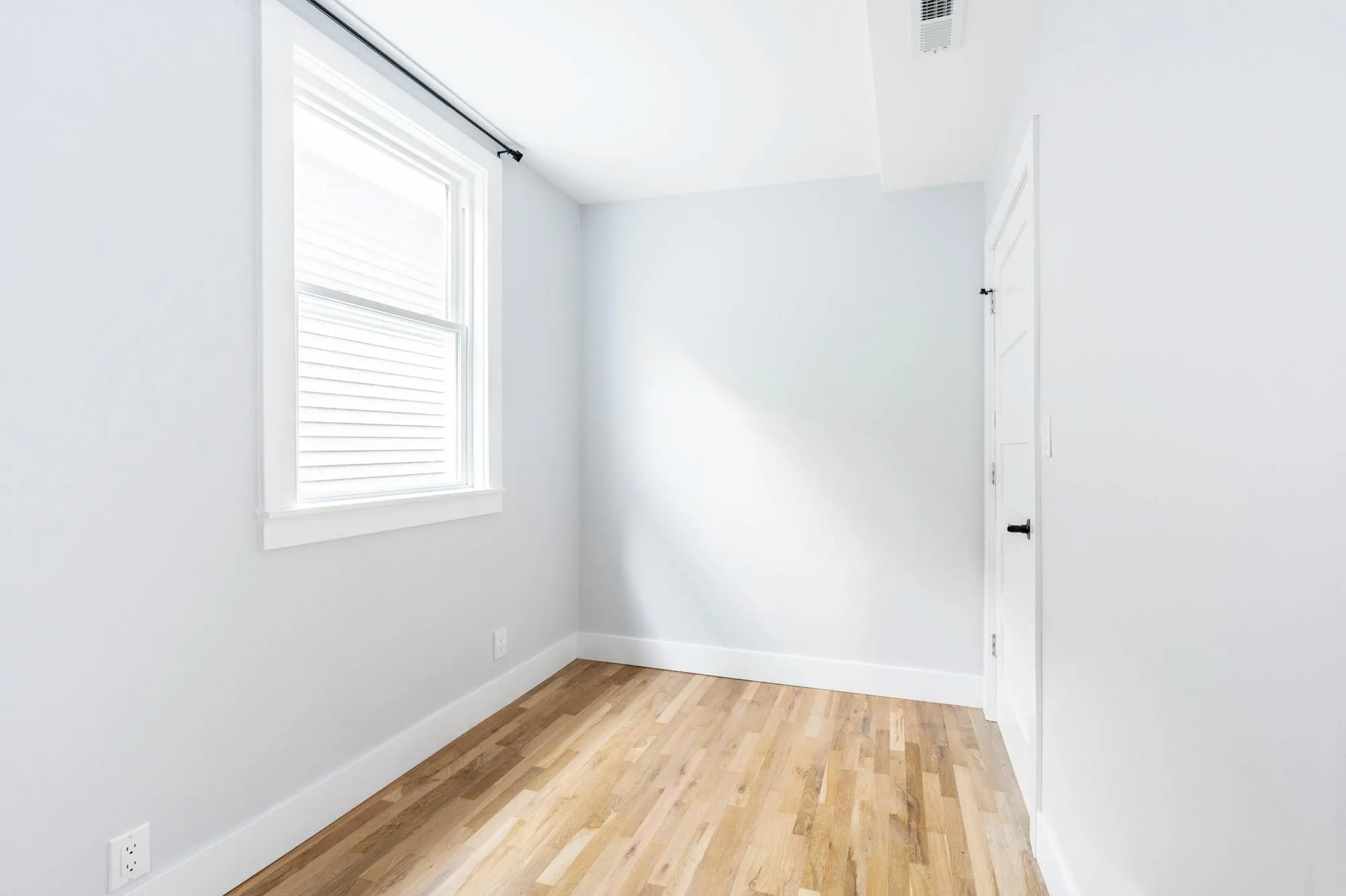 1626 N WASHTENAW AVE 60647-unit#2-F-Chicago-IL