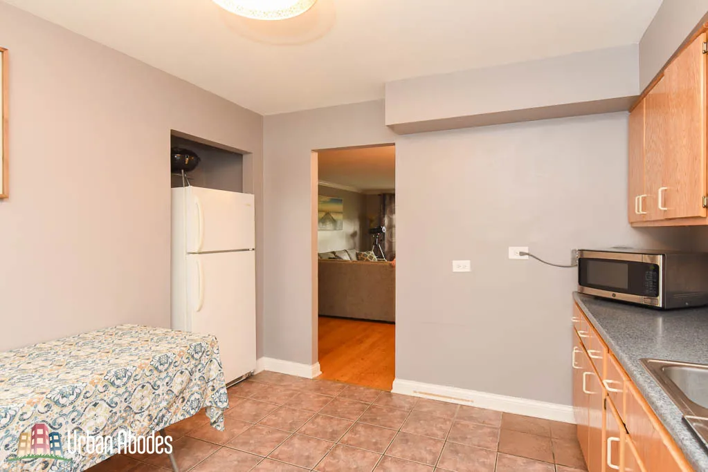 1600 W JARVIS AVE 60626-unit#B4-Chicago-IL