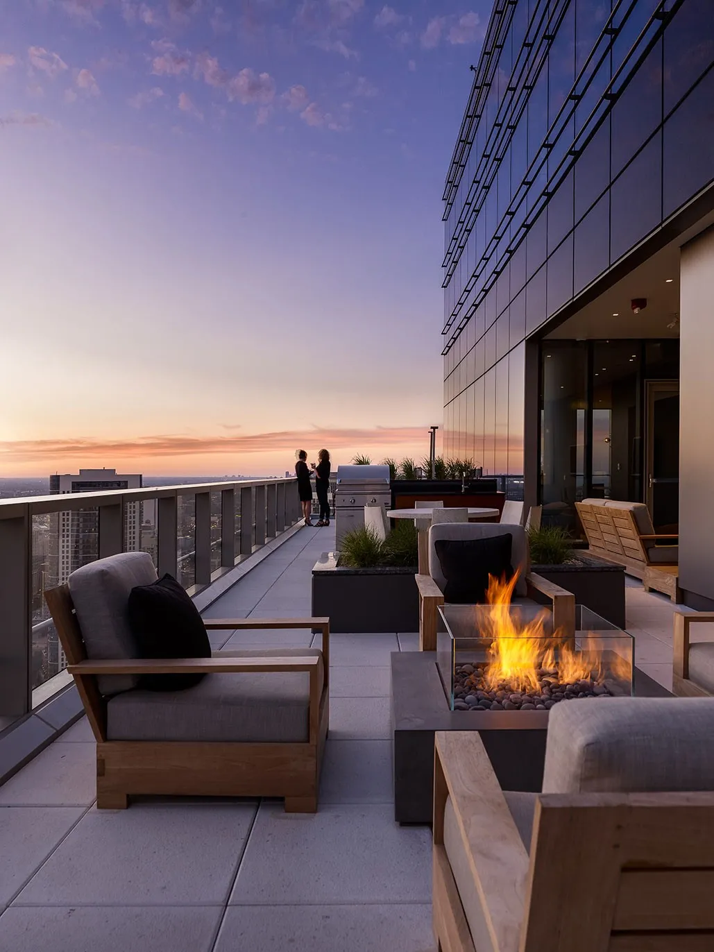 343 W WOLF POINT PLAZA 60654-Wolf Point West-unit#811-Chicago-IL