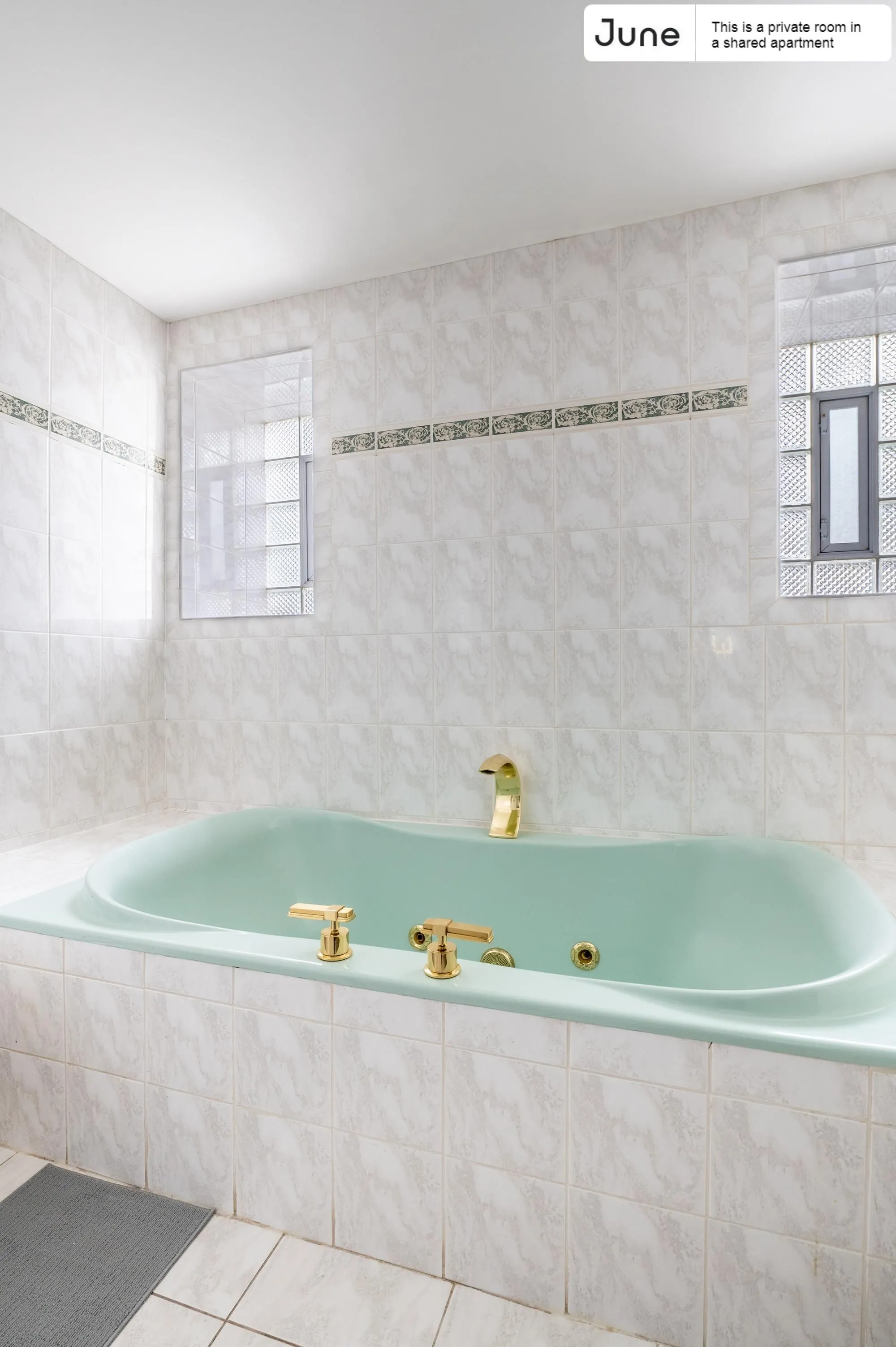 1455 N PAULINA ST 60622-Room For Rent-unit#Apt 1-Chicago-IL