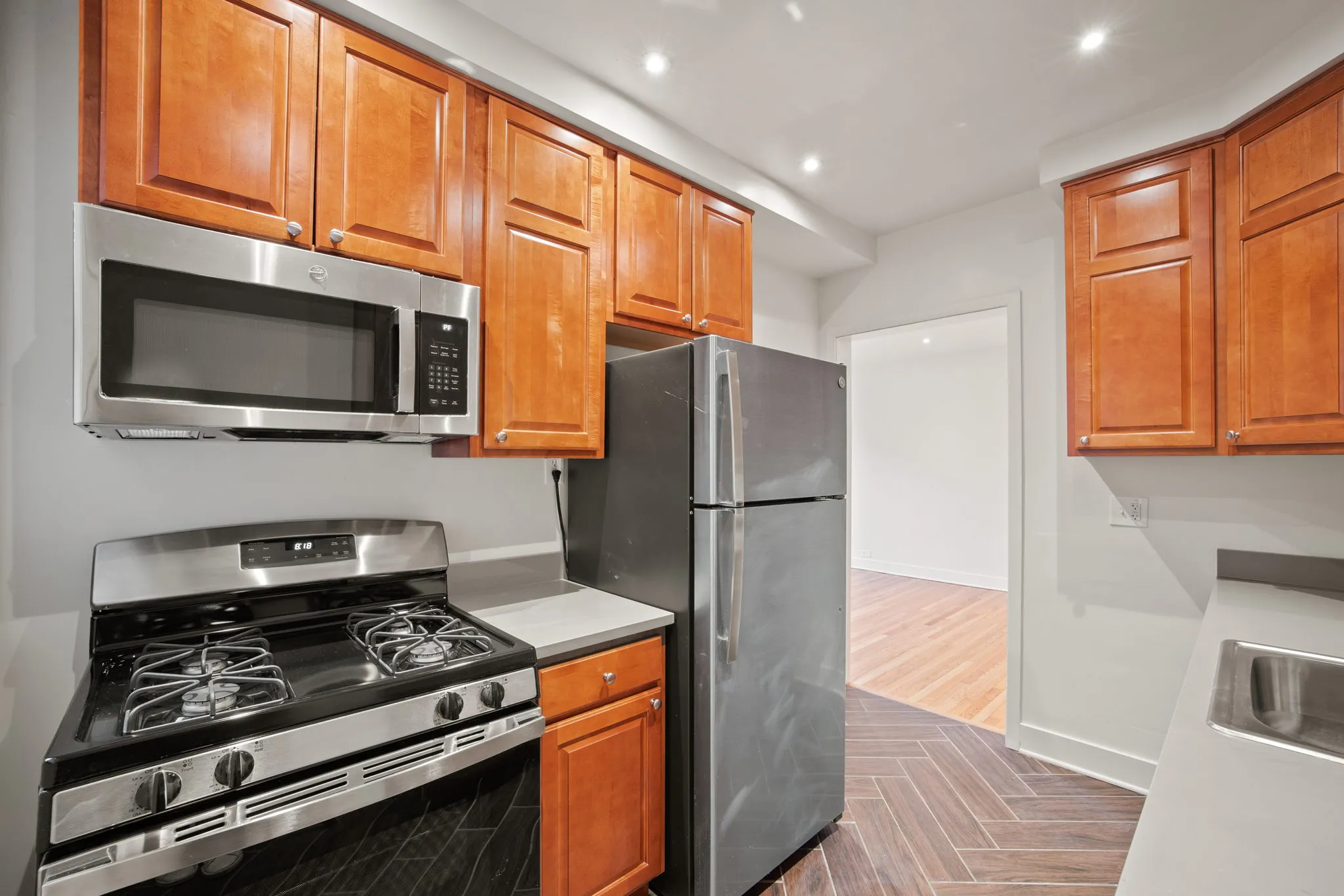 6200 N HOYNE AVE 60659-The Hoyne North Apartments-unit#02-B-Chicago-IL