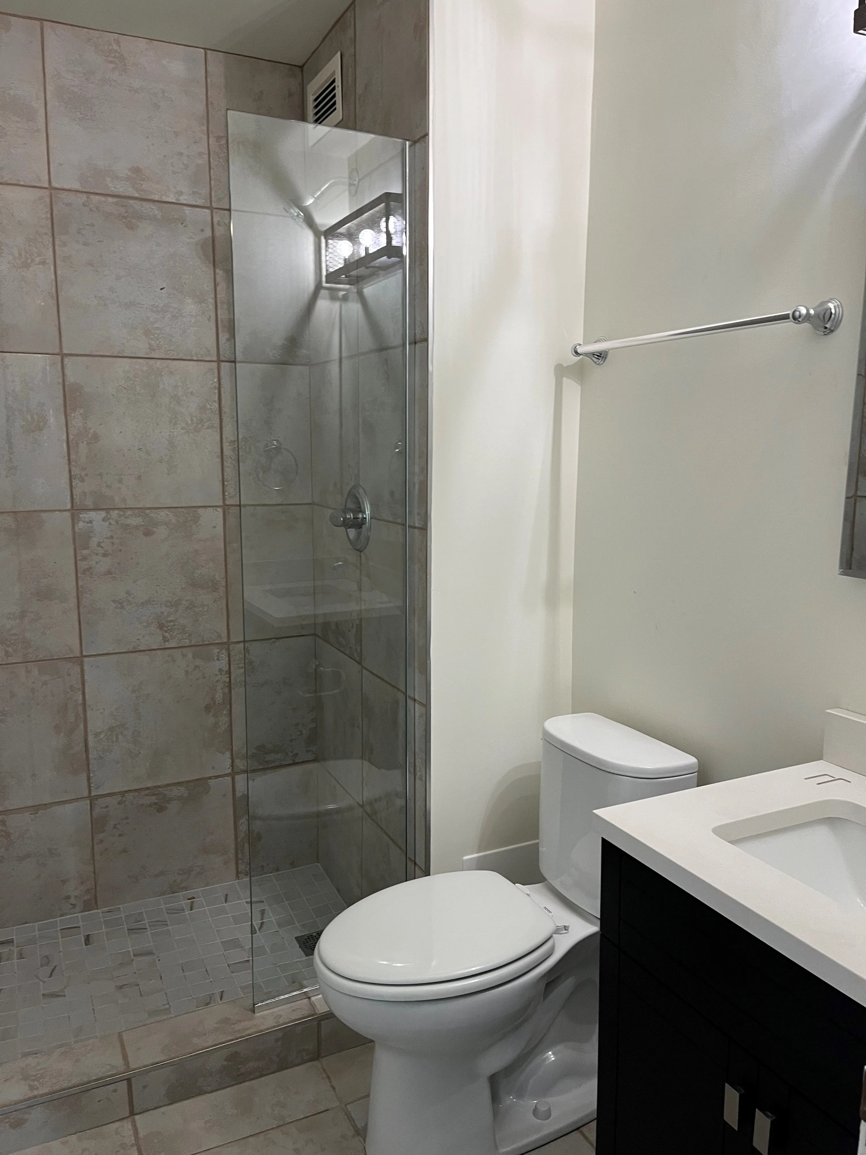 720 W GORDON TER 60613-unit#20D-Chicago-IL