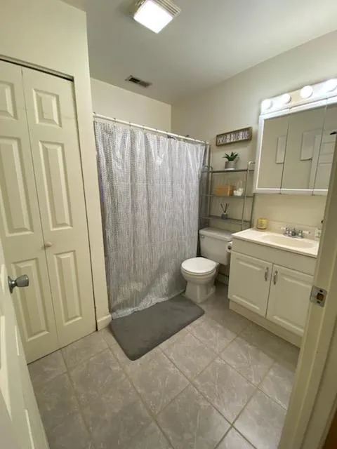 1818 W TOUHY AVE 60626-unit#2ND-Chicago-IL