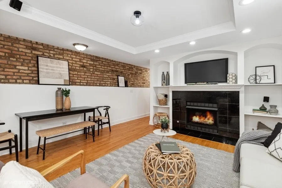 1854 W CHASE AVE 60626-unit#G-W-Chicago-IL