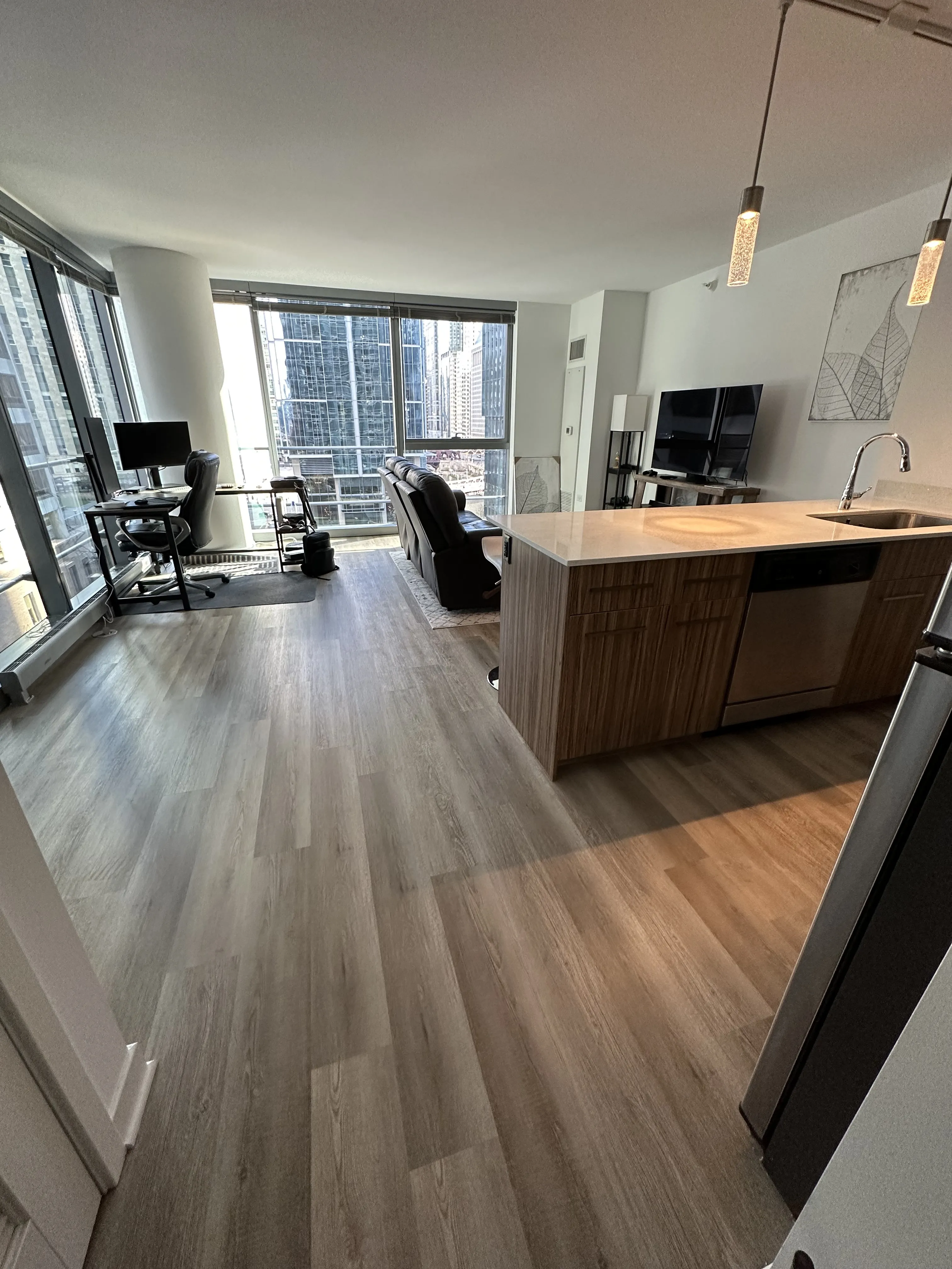 343 W WOLF POINT PLAZA 60654-Wolf Point West-unit#811-Chicago-IL