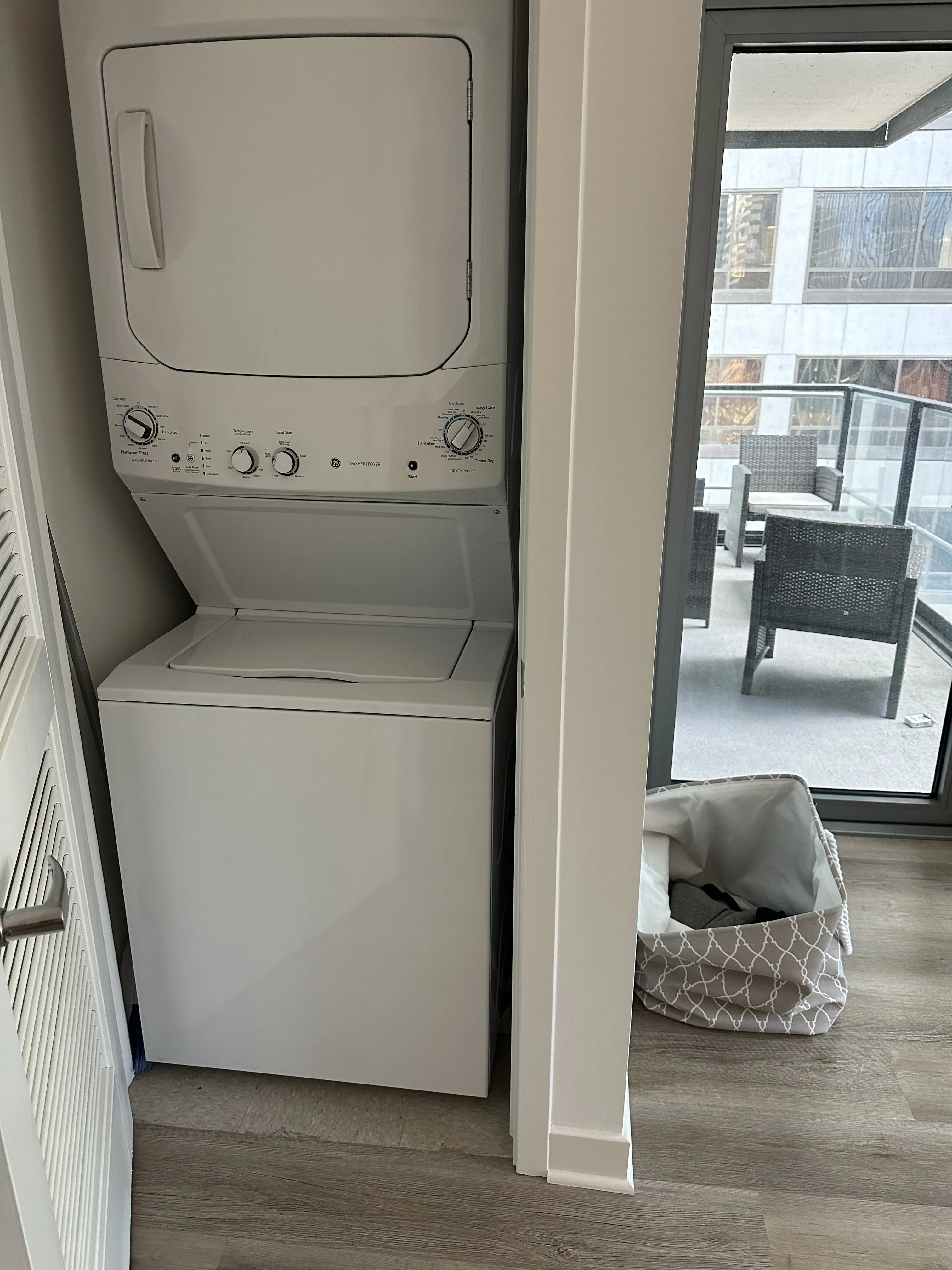 343 W WOLF POINT PLAZA 60654-Wolf Point West-unit#811-Chicago-IL