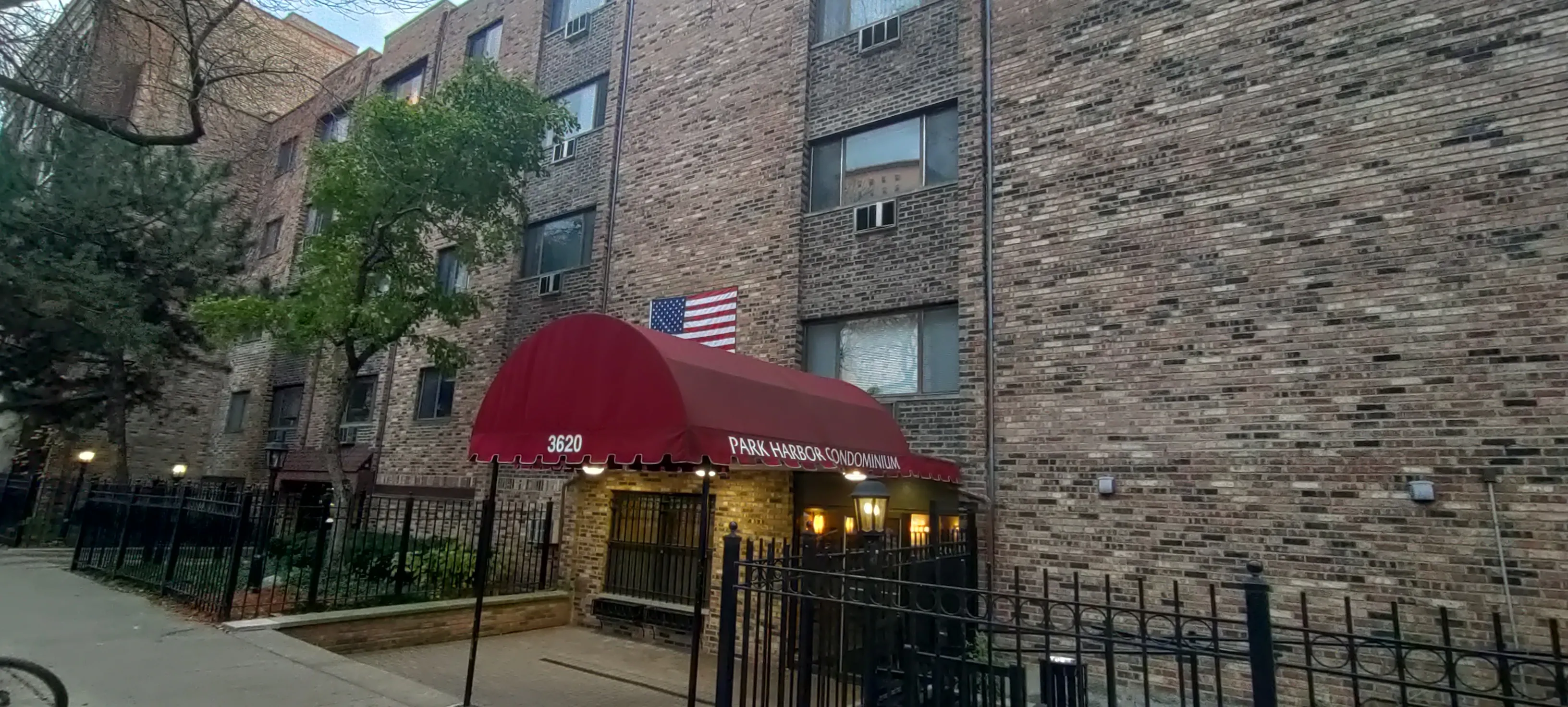 3620 N PINE GROVE AVE 60613-unit#410-Chicago-IL