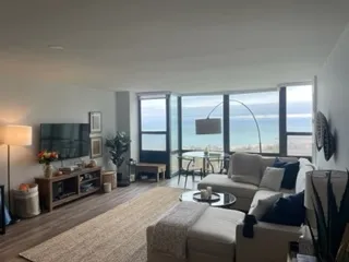 1749 N WELLS ST 60614-K Squared -unit#2110-Chicago-IL