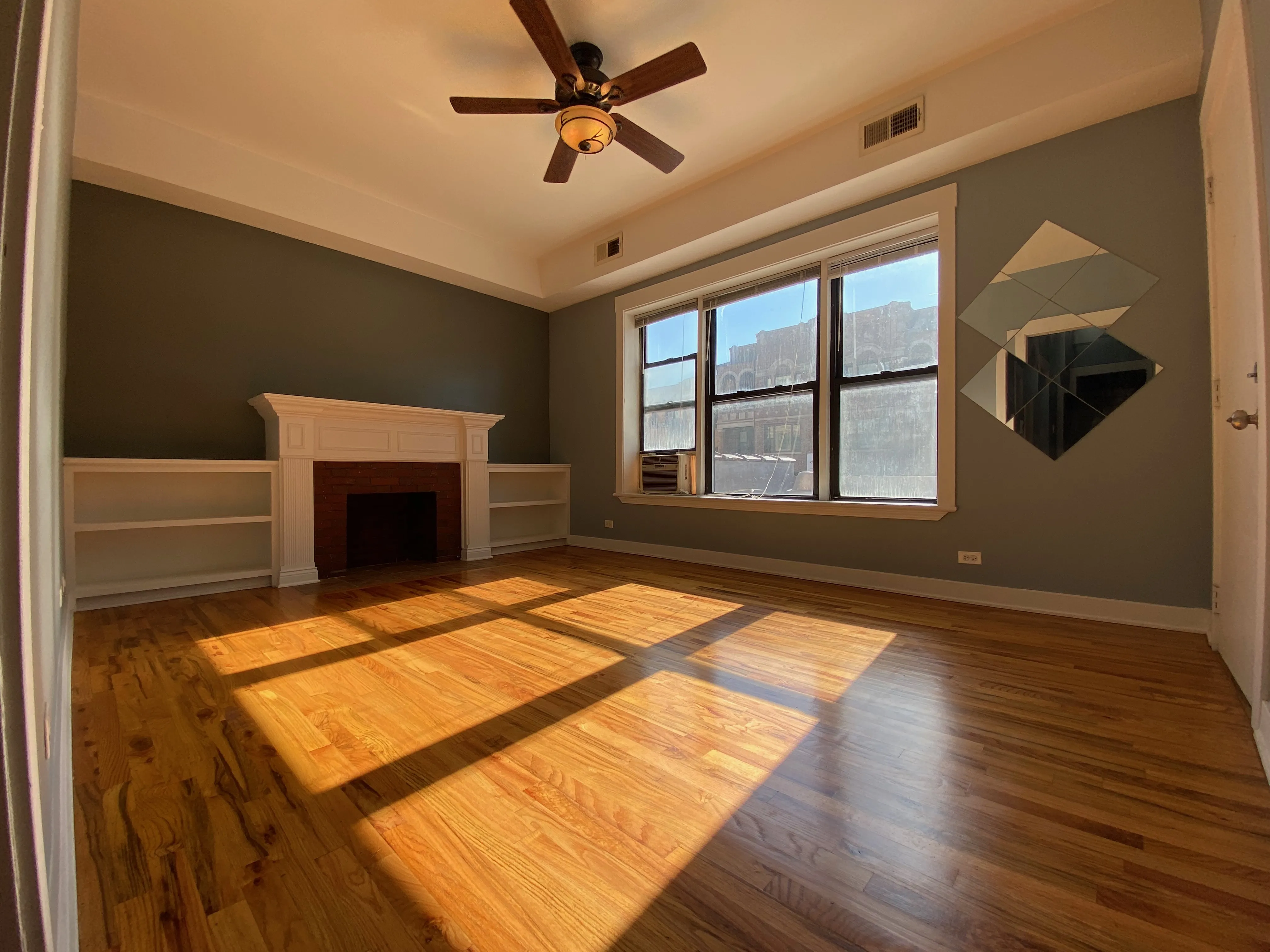 856 W MONTROSE AVE 60613-unit#2A-Chicago-IL